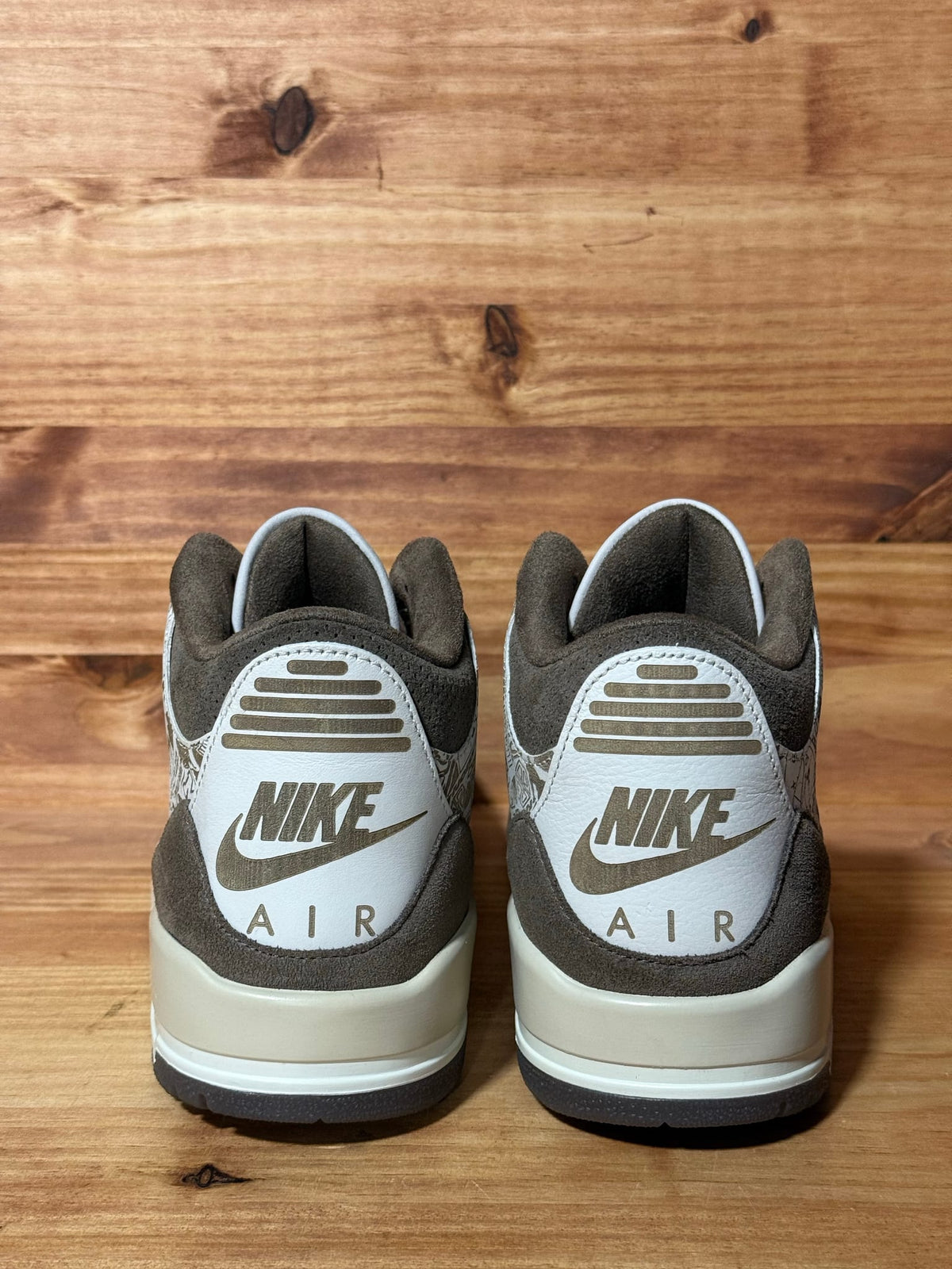 Jordan 3 Retro Laser Palomino