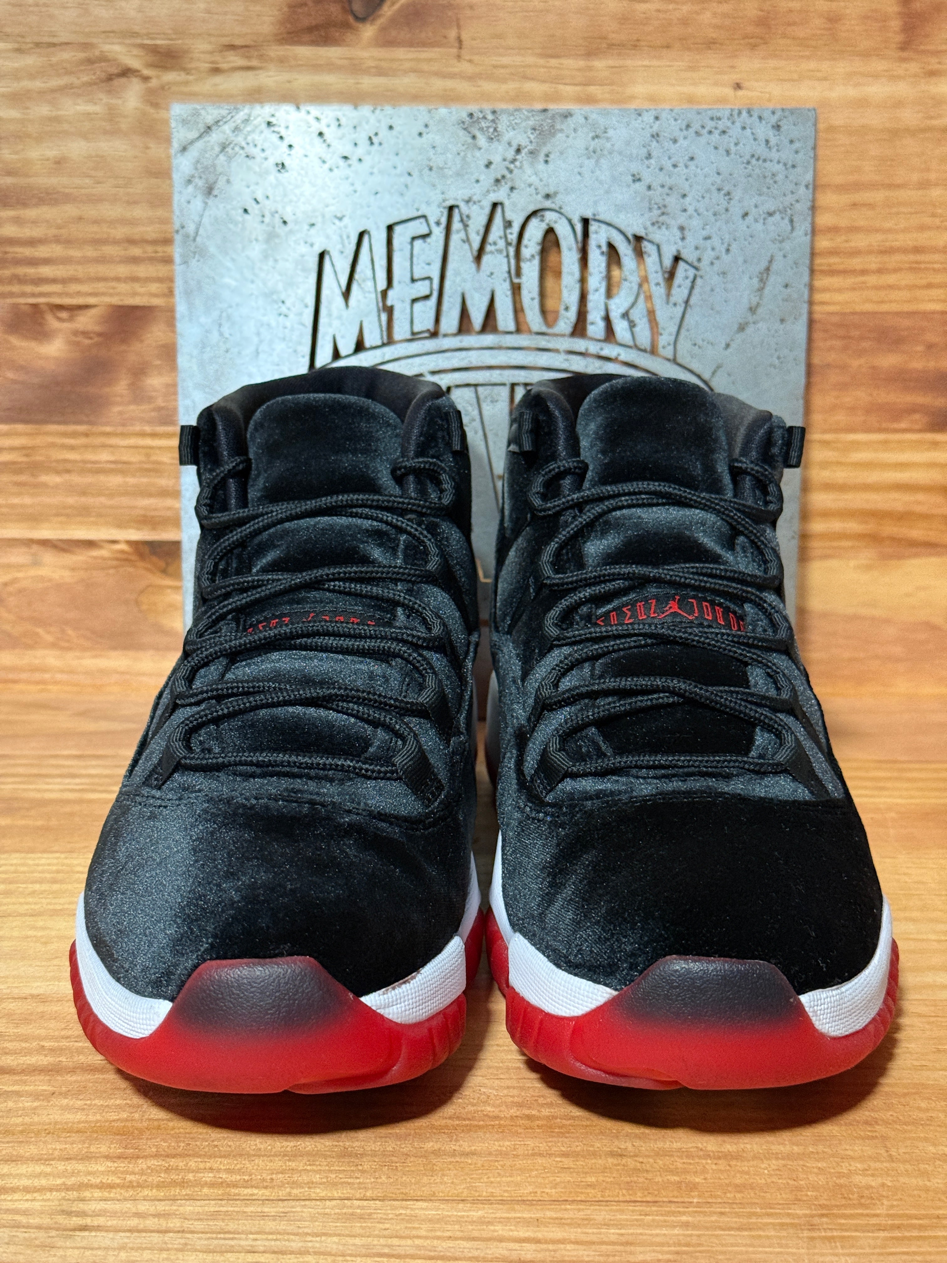 Jordan 11 Retro Bred Velvet (Women's)