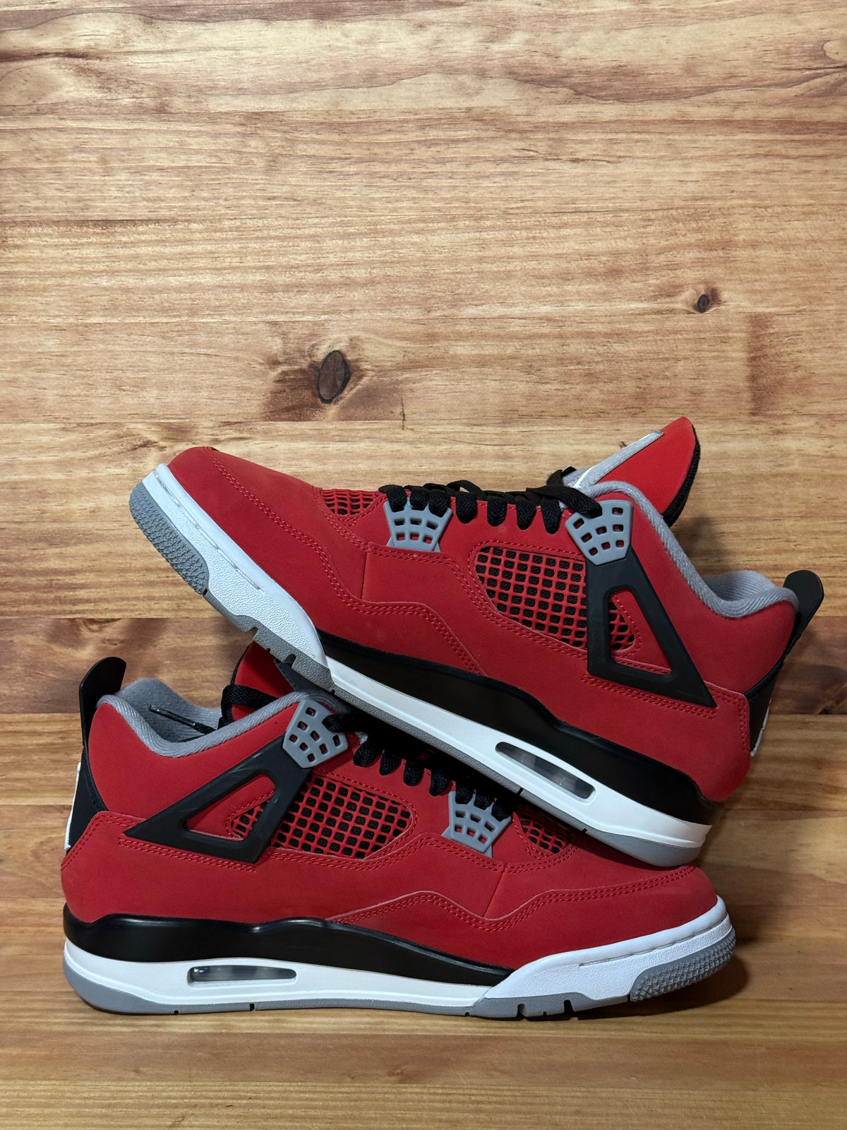 Jordan 4 Retro Toro Bravo (2026)