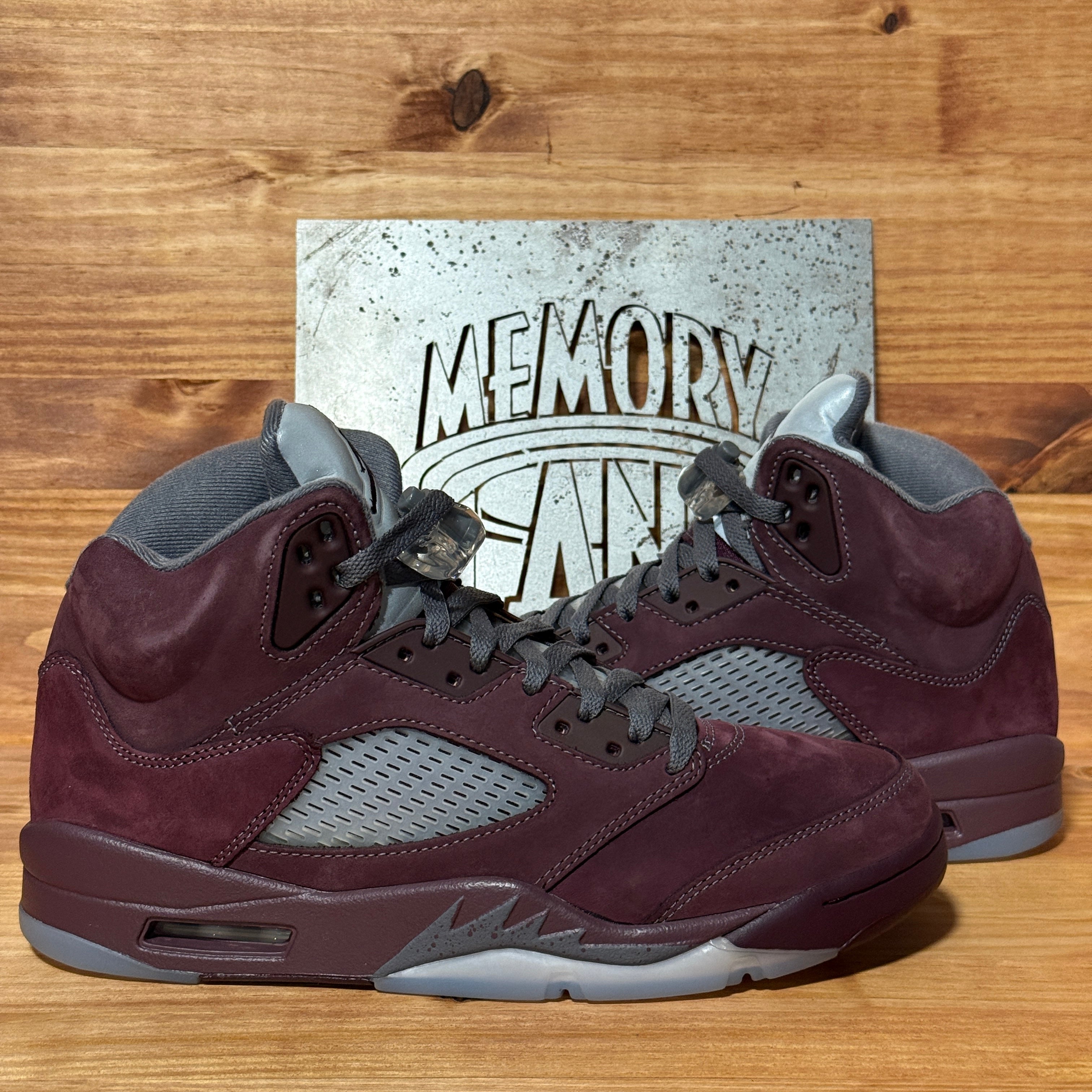 Jordan 5 Retro Burgundy (2023)