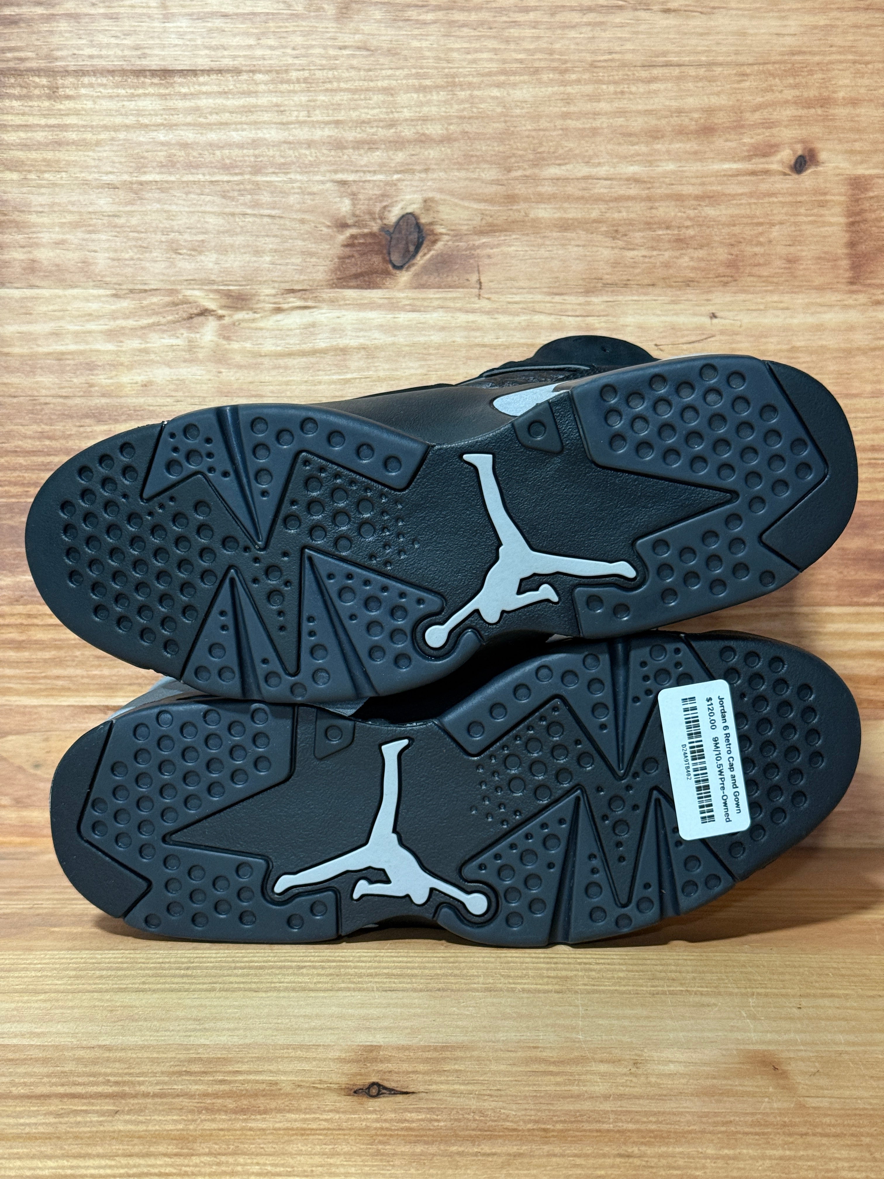 Jordan 6 Retro Cap and Gown