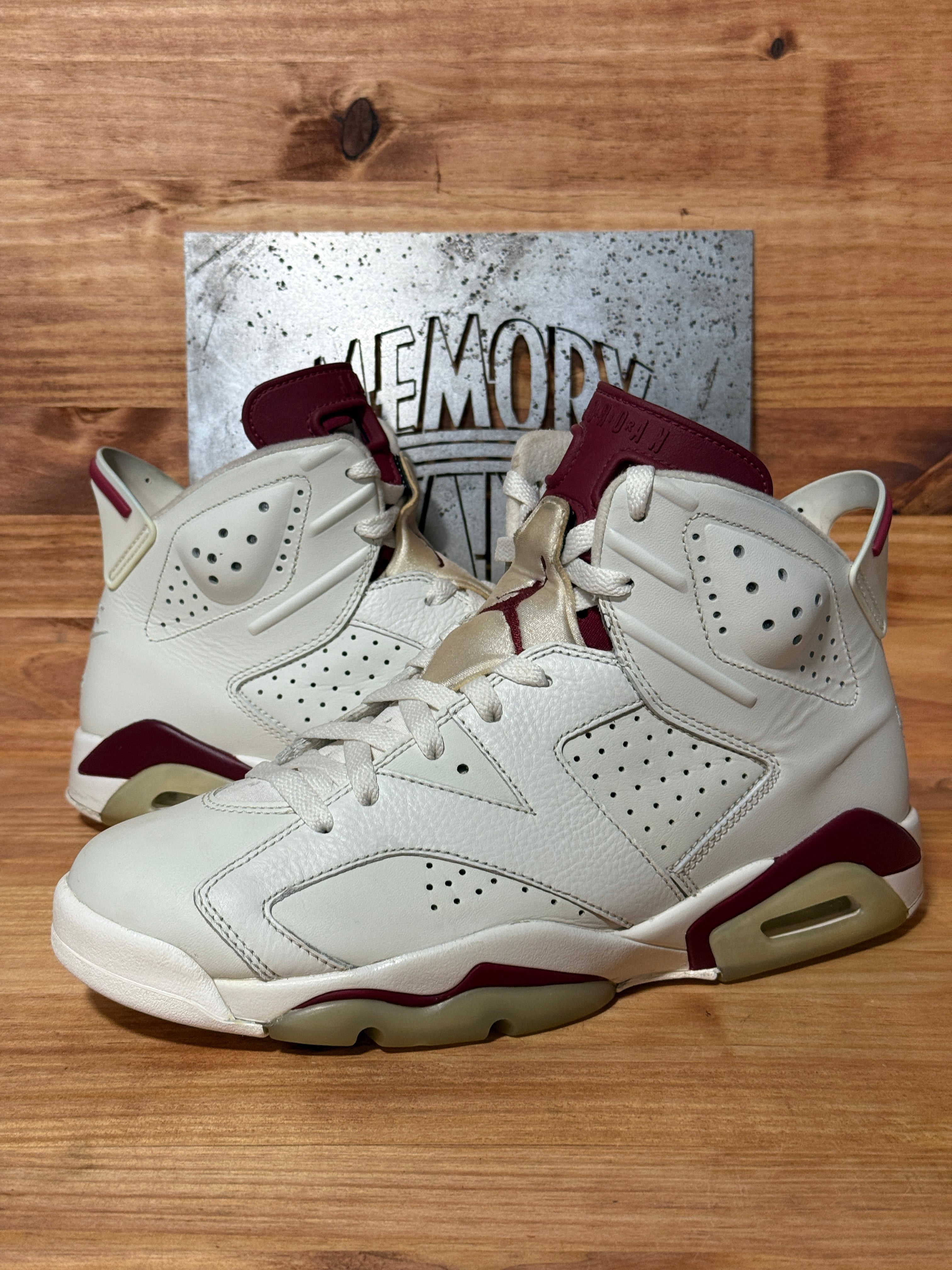 Jordan 6 Retro Maroon (2015)