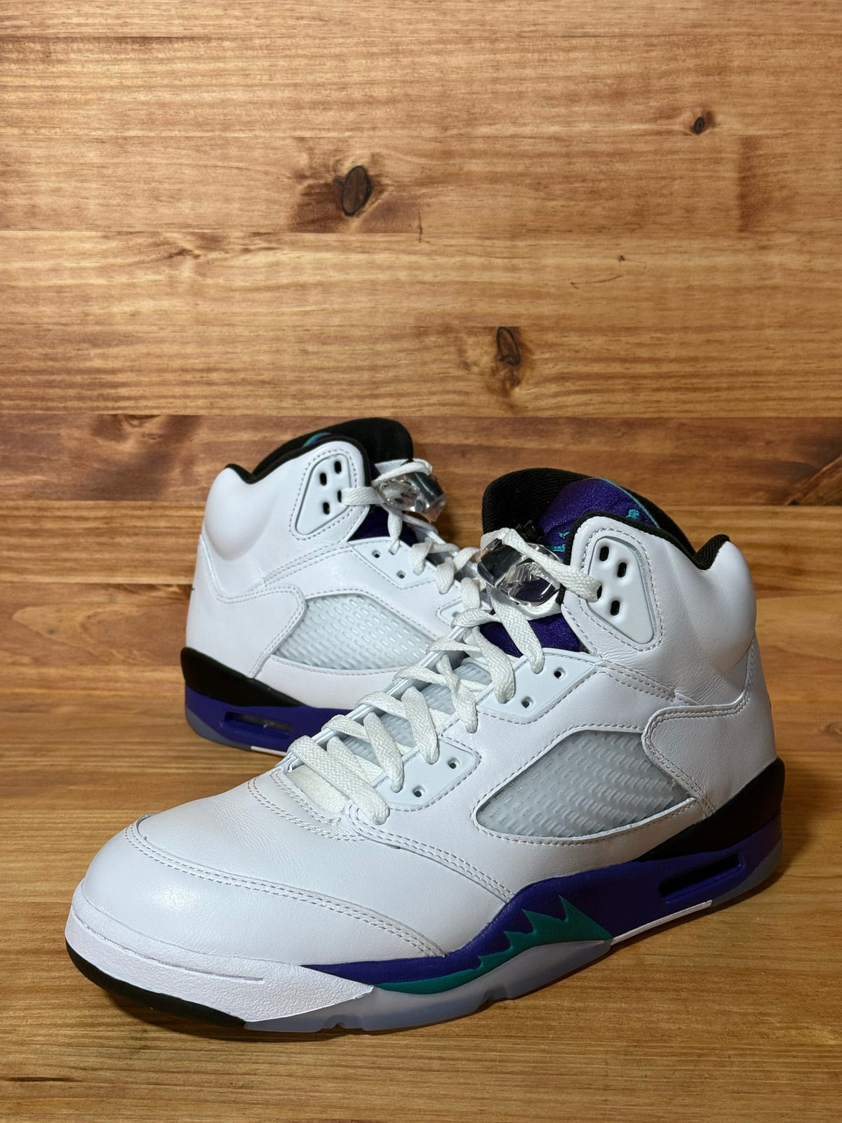 Jordan 5 Retro Grape (2025) - Size 9.5