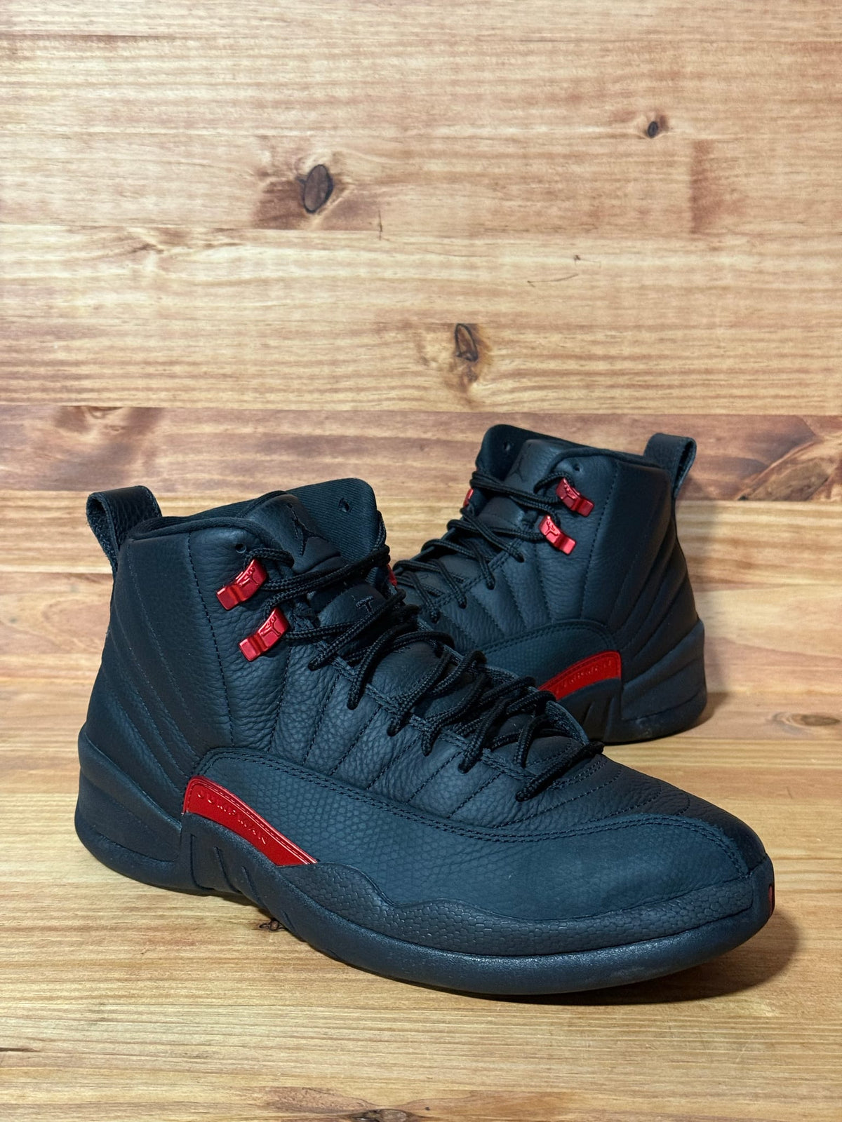Jordan 12 Retro Bloodline - Size 9