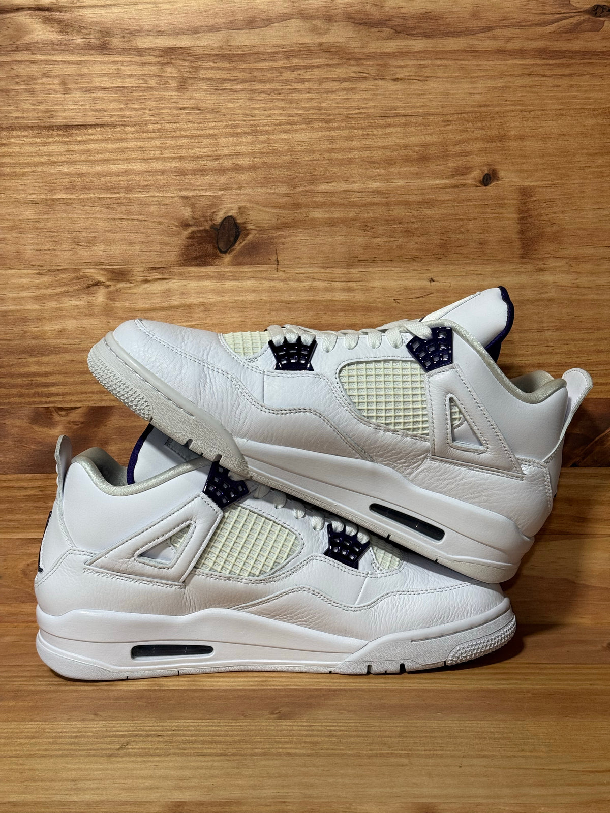 Jordan 4 Retro Metallic Purple