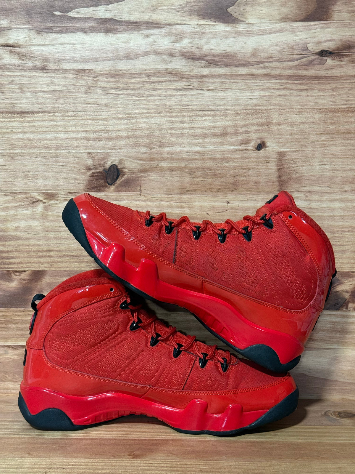 Jordan 9 Retro Chile Red