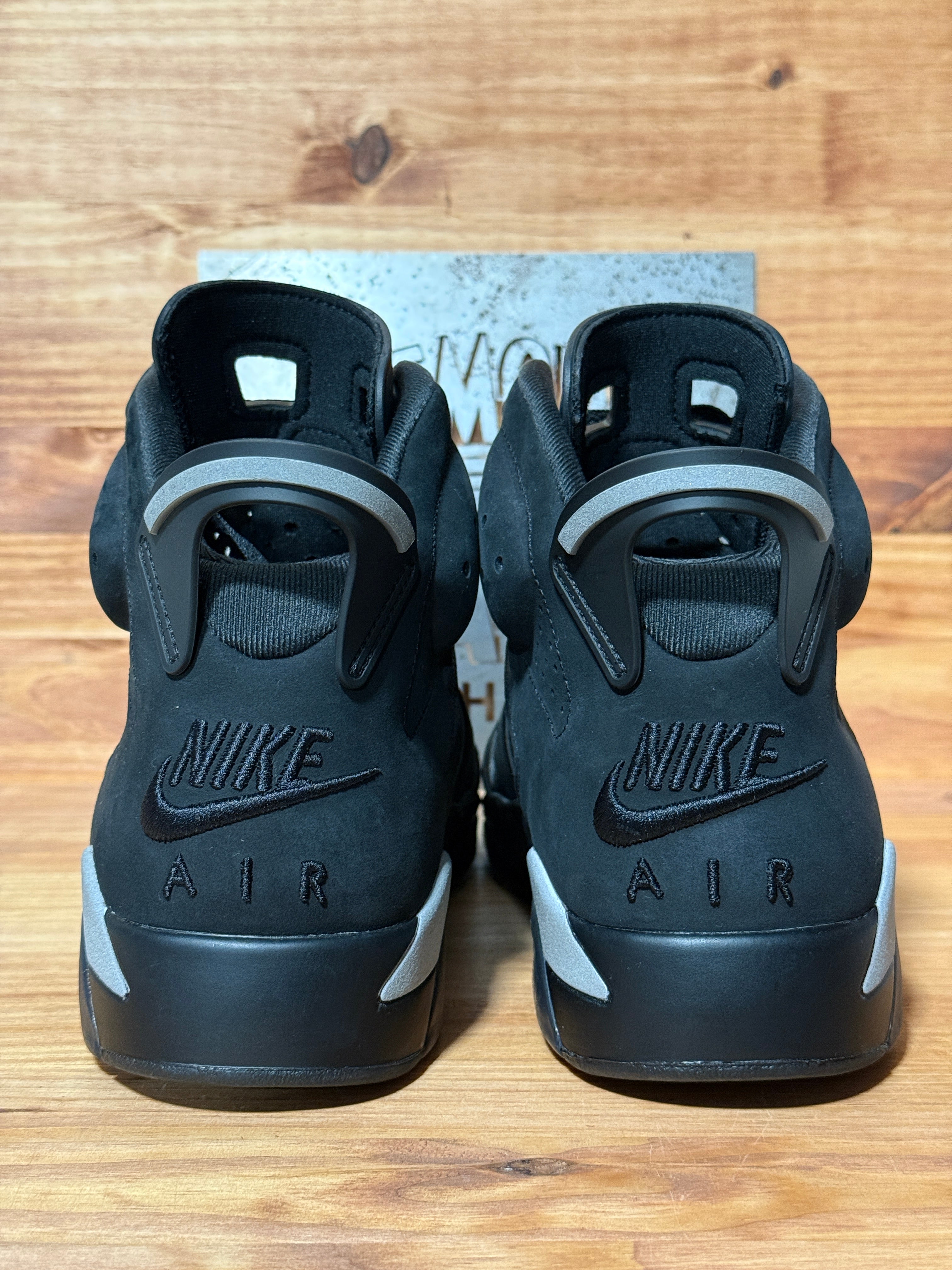 Jordan 6 Retro Cap and Gown