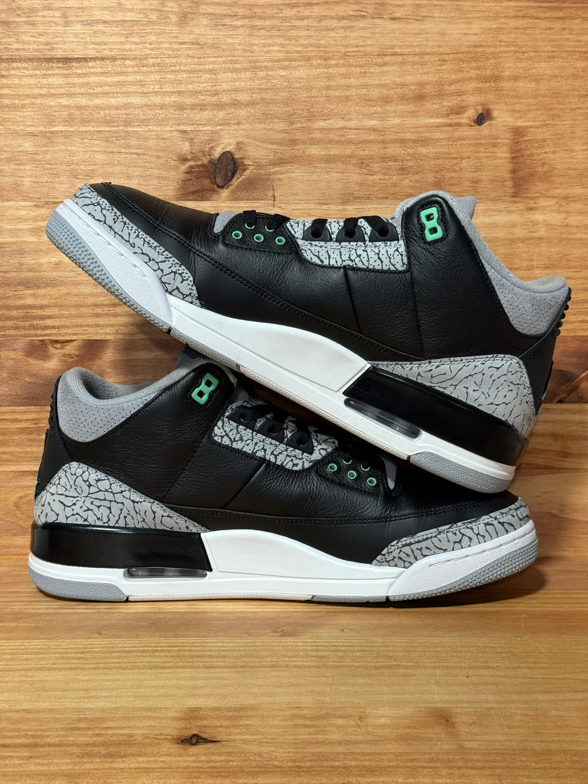 Jordan 3 Retro Green Glow