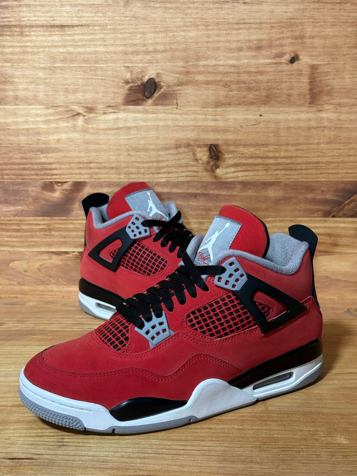 Jordan 4 Retro Toro Bravo (2026) - Size 9