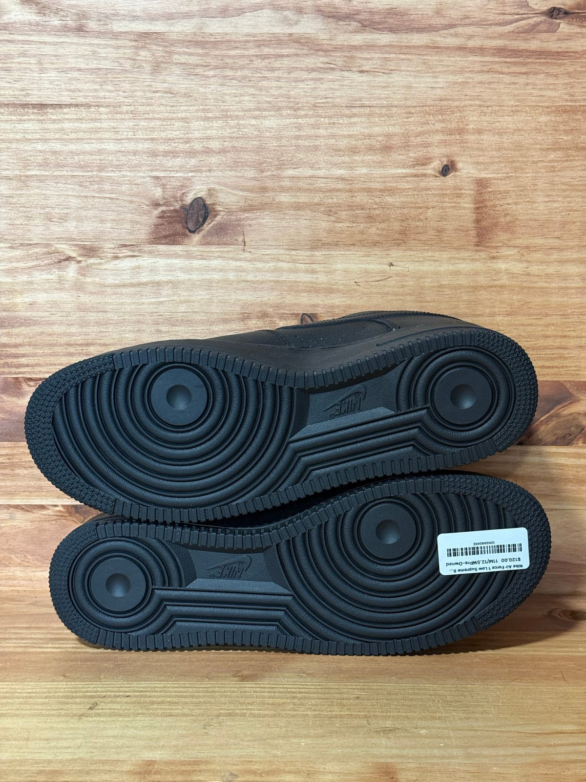 Nike Air Force 1 Low Supreme Black - Size 11