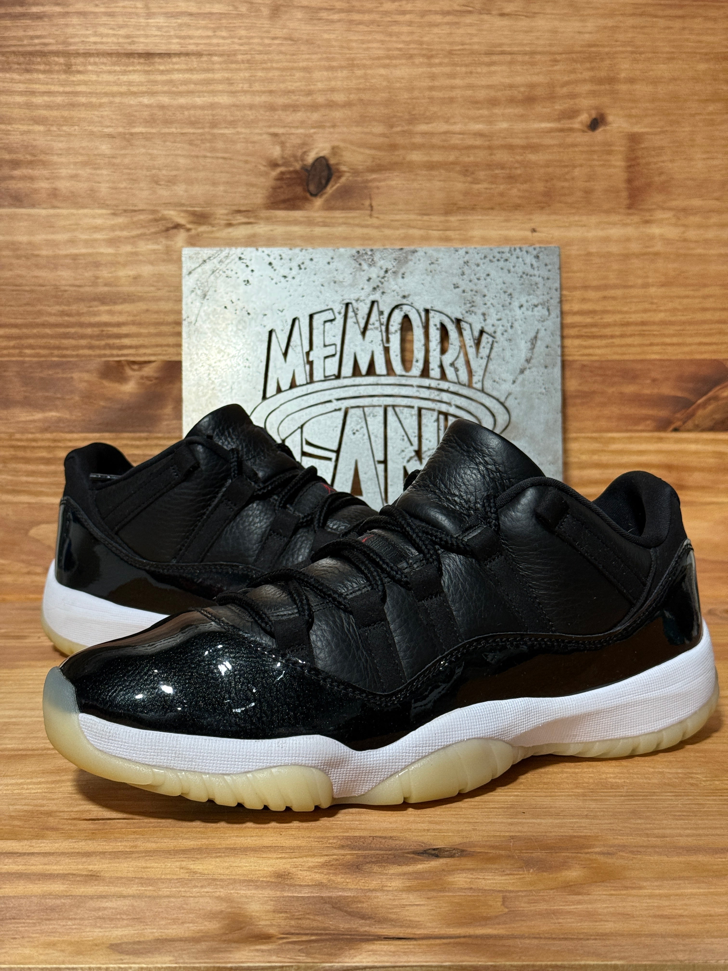 Jordan 11 Retro Low 72-10