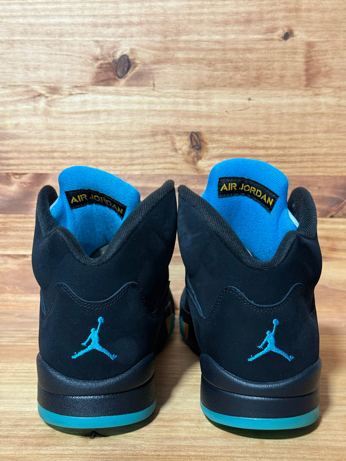 Jordan 5 Retro Aqua