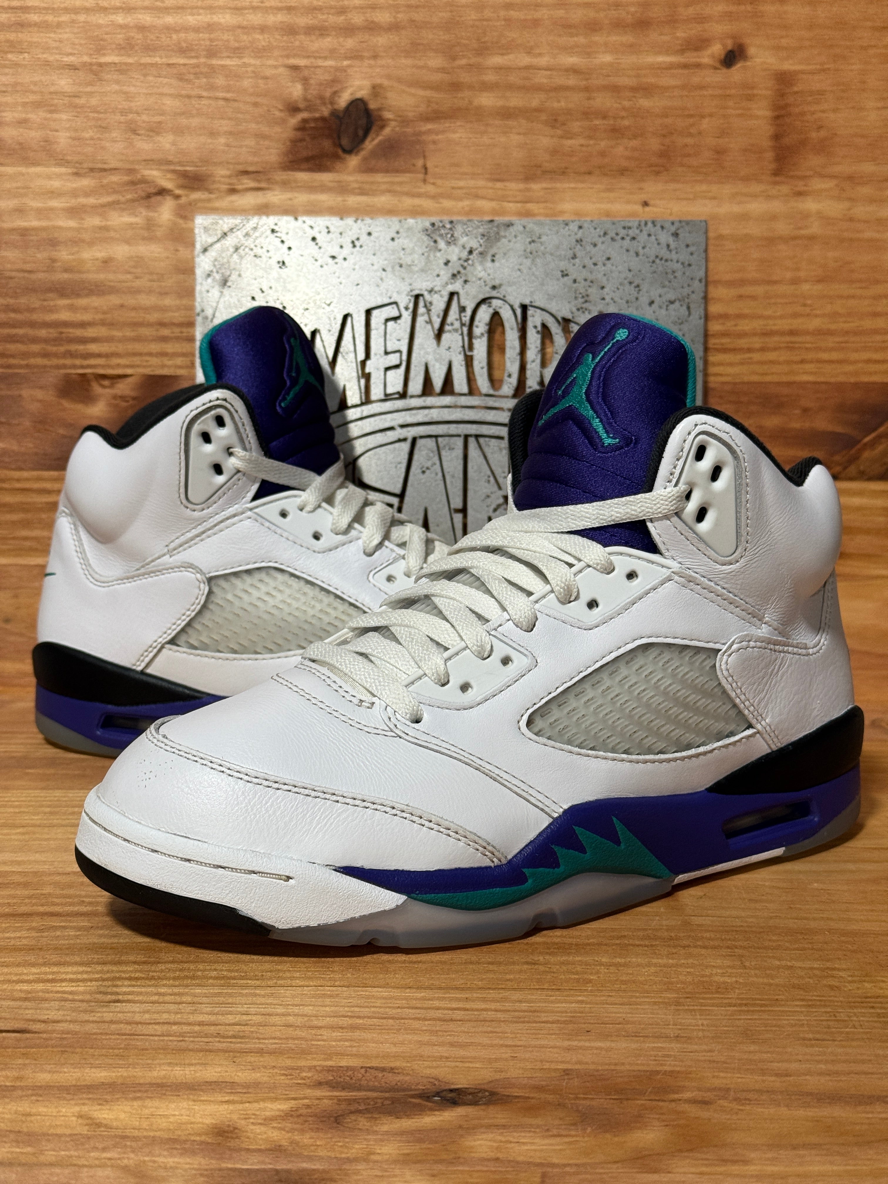 Jordan 5 Retro Grape (2025)