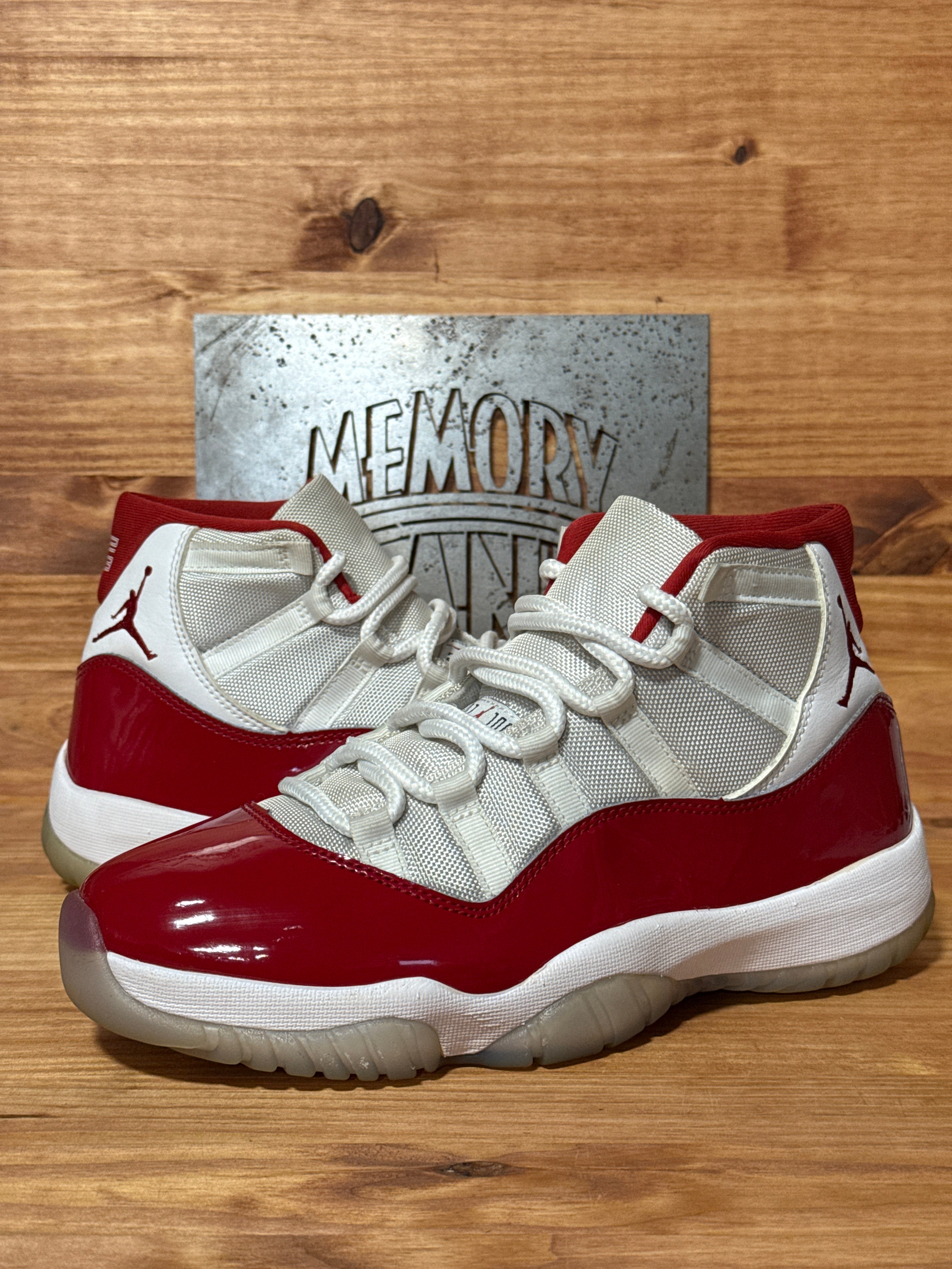 Jordan 11 Retro Cherry (2022)