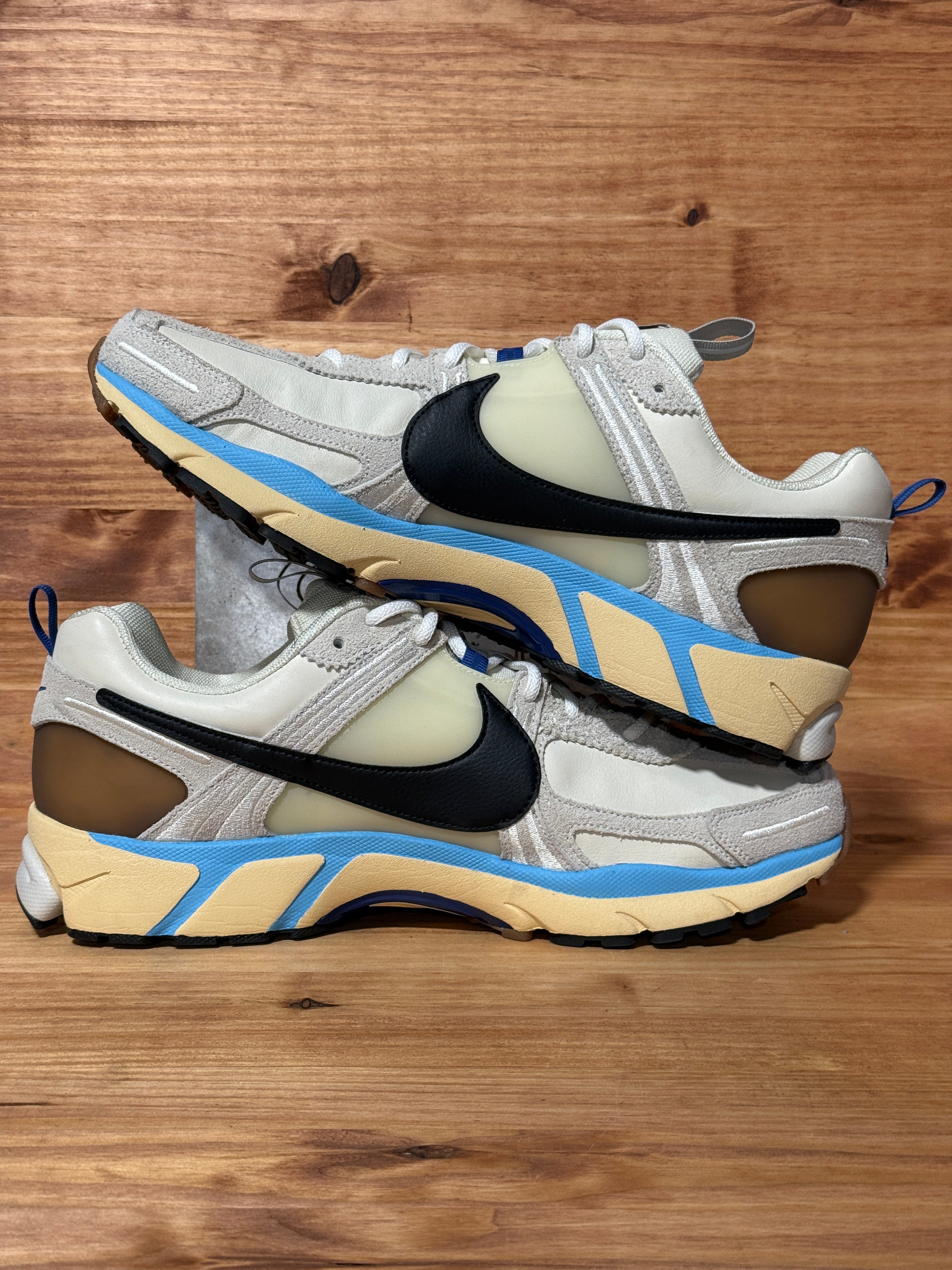 Nike Zoom Vomero 5 Designed by Japan (Women's)
