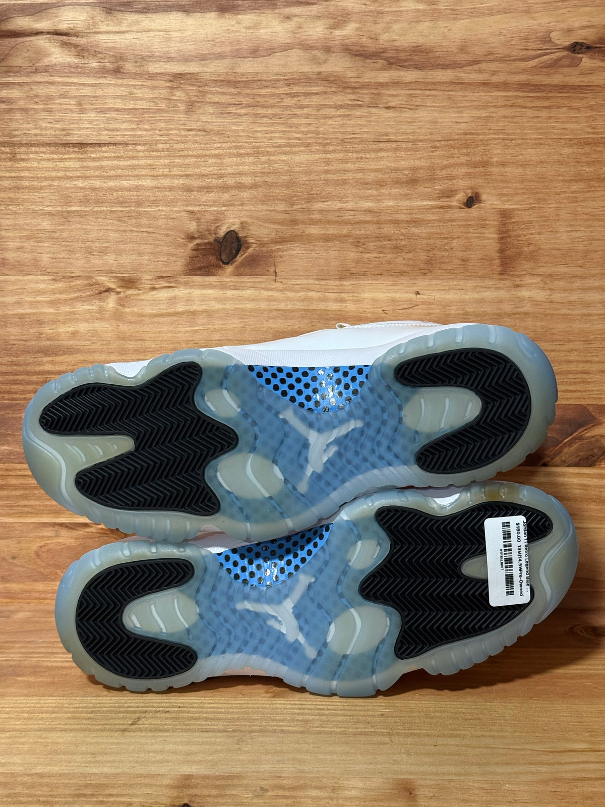 Jordan 11 Retro Legend Blue (2024)