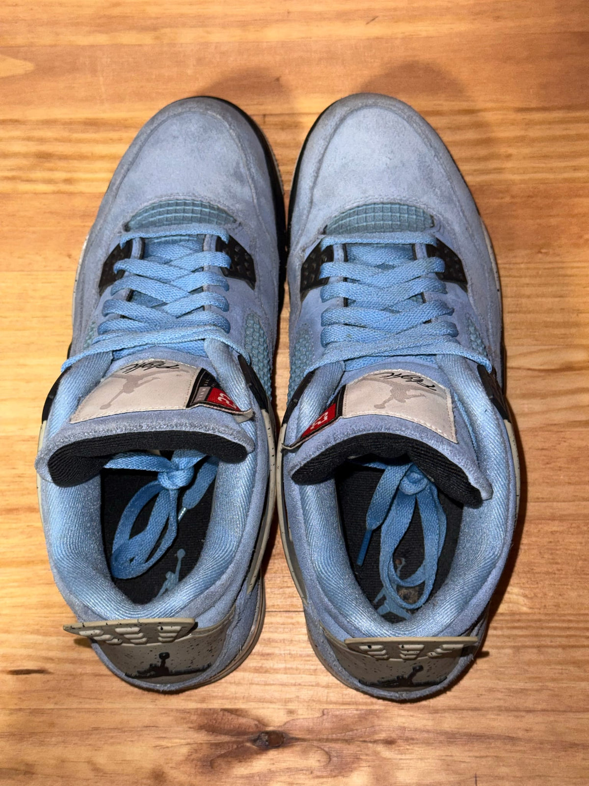 Jordan 4 Retro University Blue - Size 11.5