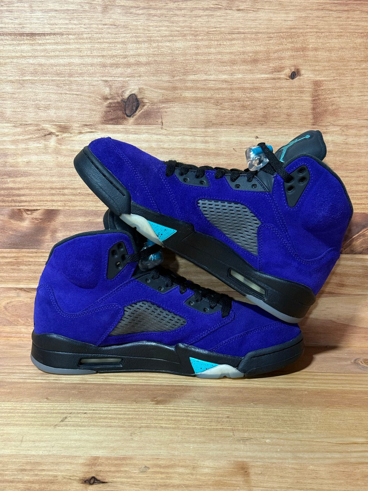 Jordan 5 Retro Alternate Grape - Size 8.5