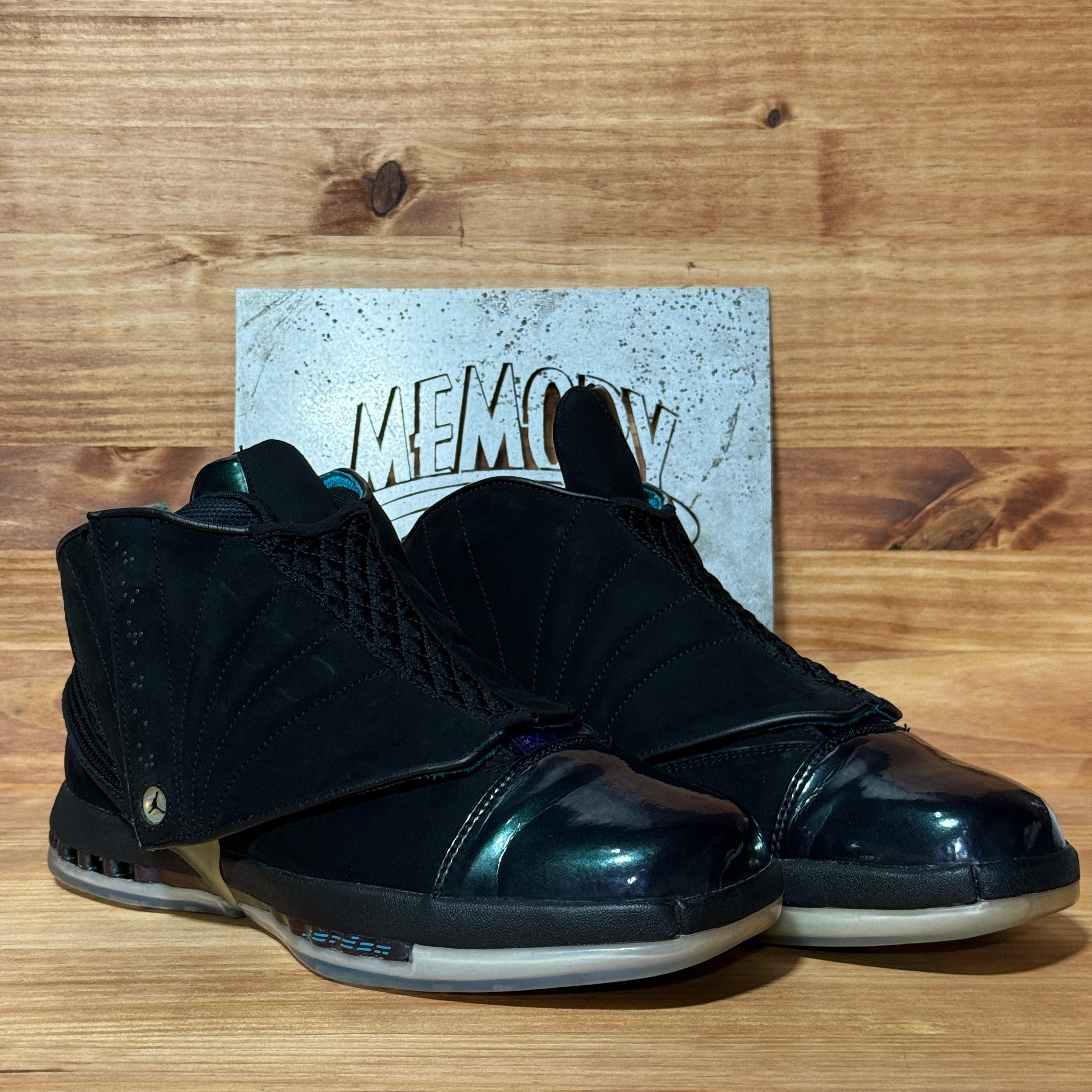 Jordan 16 Retro CEO