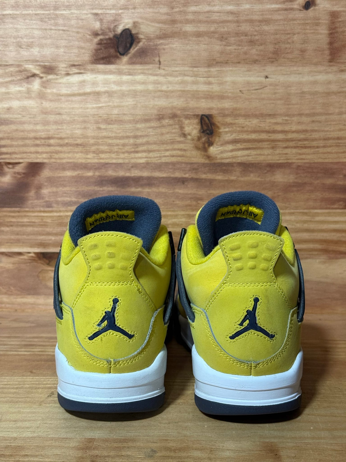 Jordan 4 Retro Lightning (2021) (GS) - Size 5Y