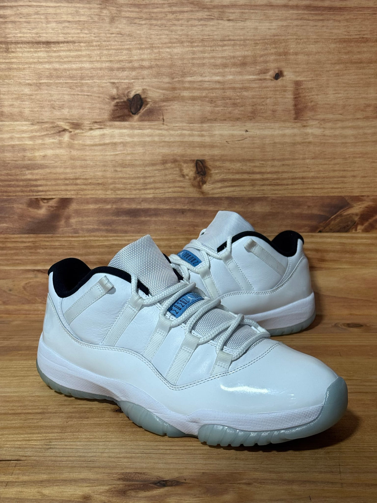 Jordan 11 Retro Low Legend Blue - Size 11