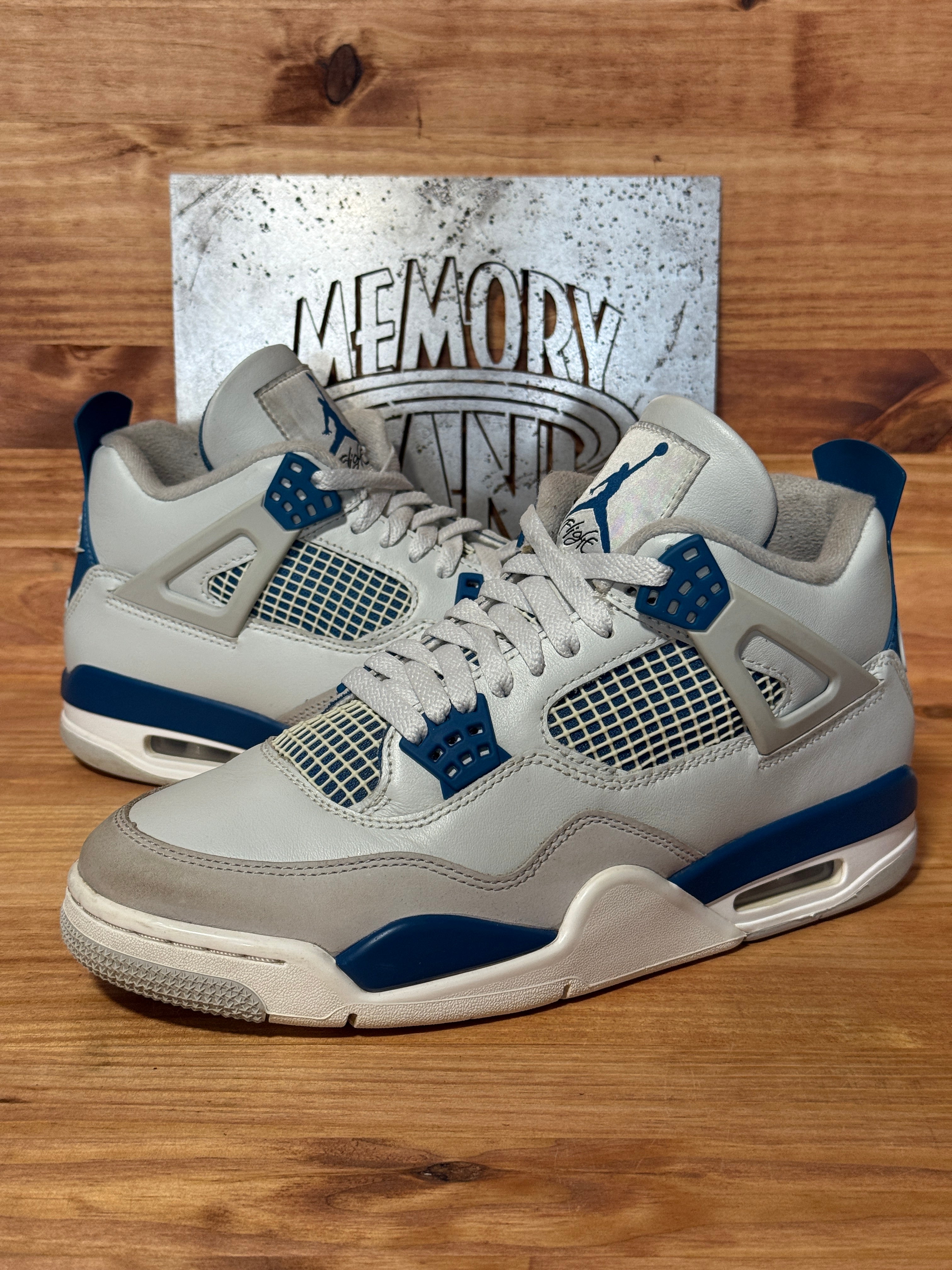Jordan 4 Retro Military Blue (2024)