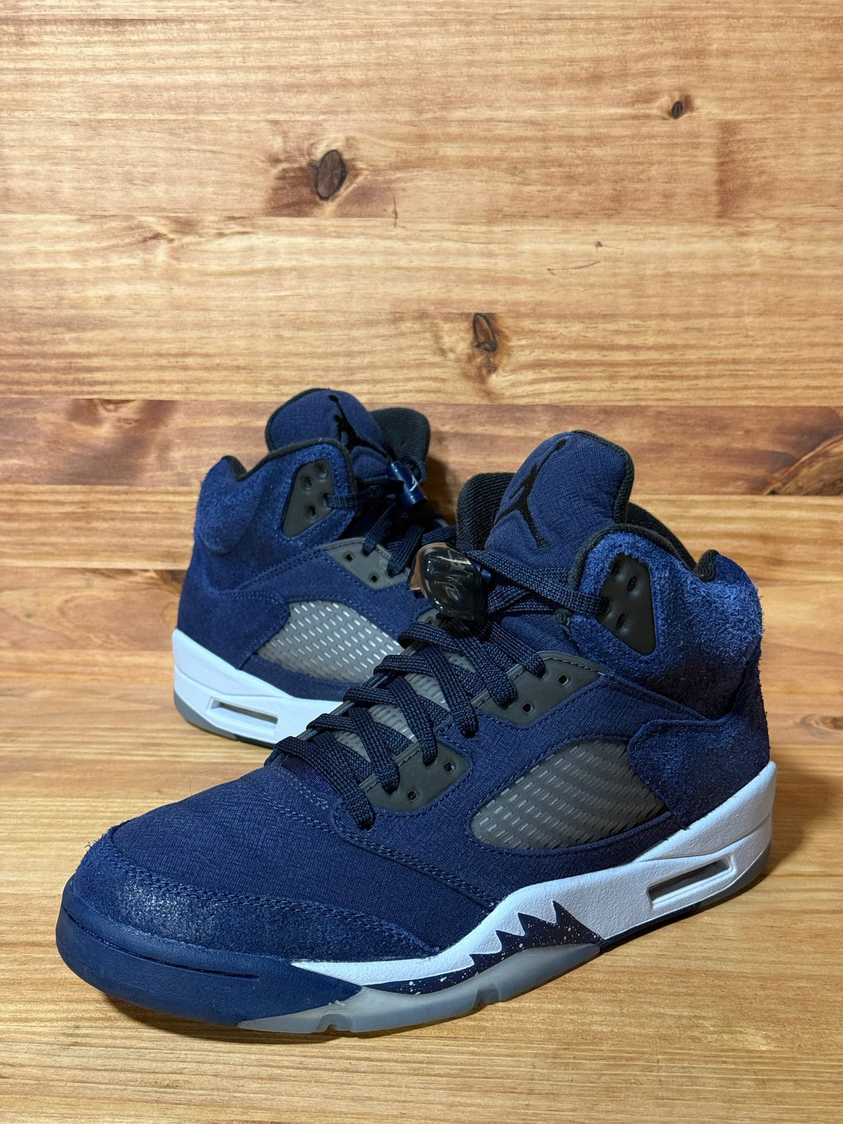 Jordan 5 Retro Midnight Navy - Size 9
