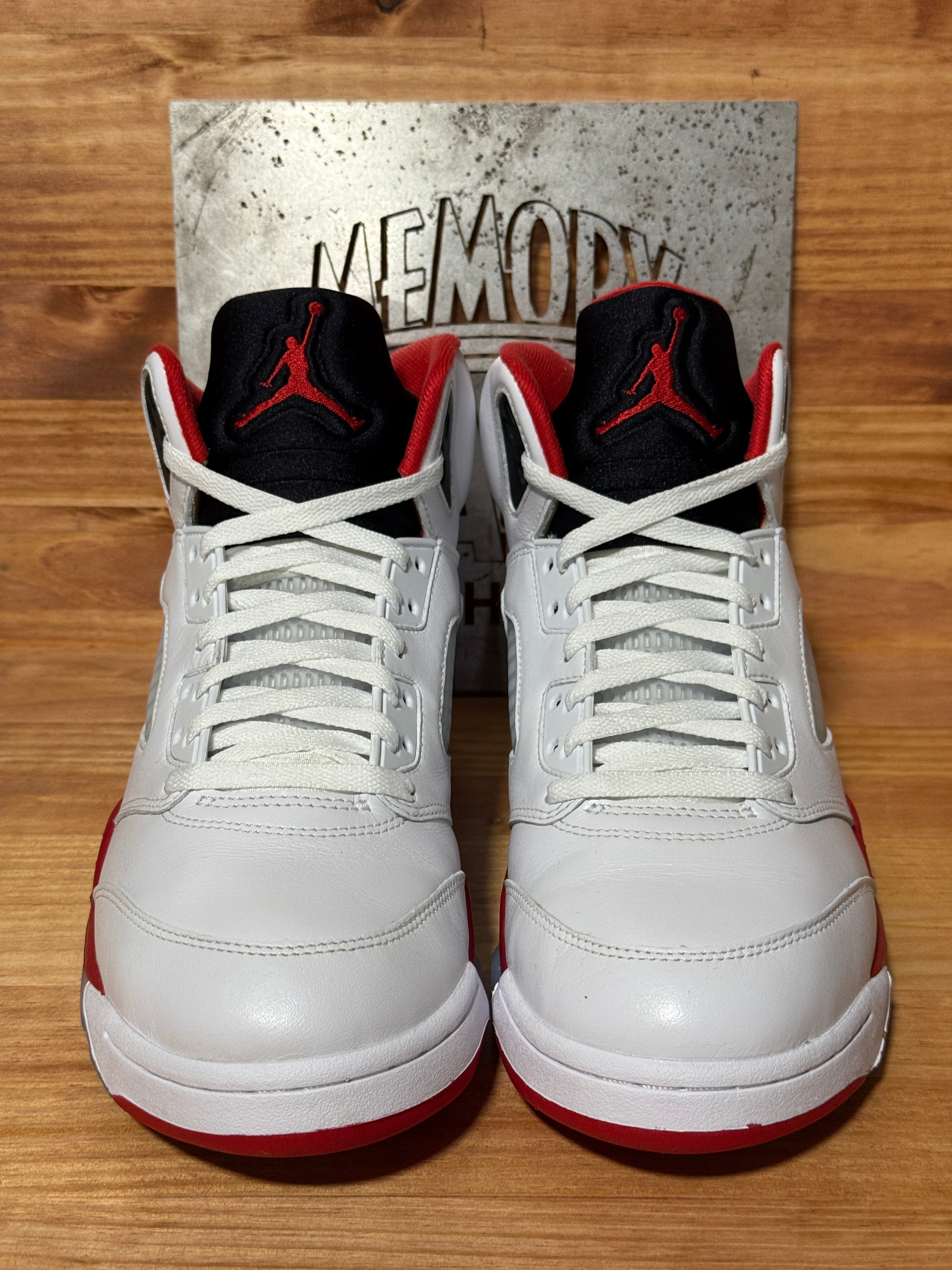 Jordan 5 Retro Fire Red Black Tongue (2025)