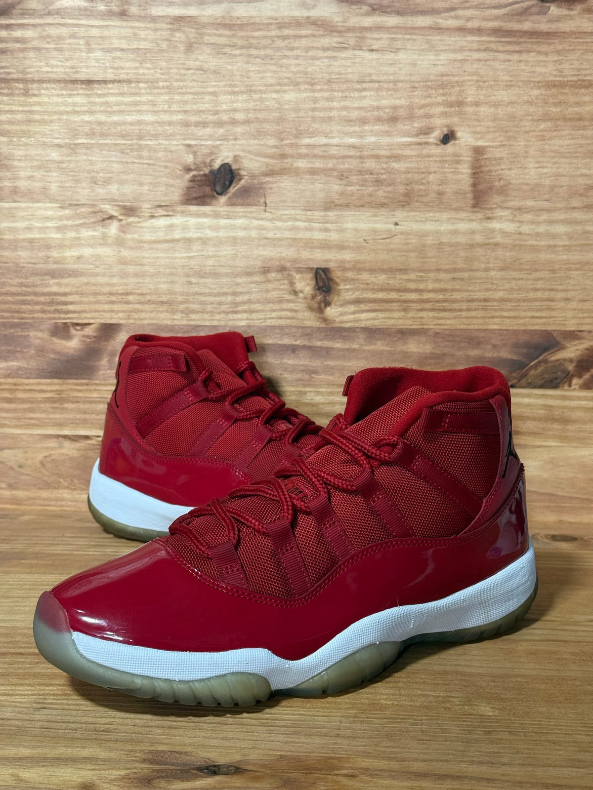 Jordan 11 Retro Win Like 96 - Size 11