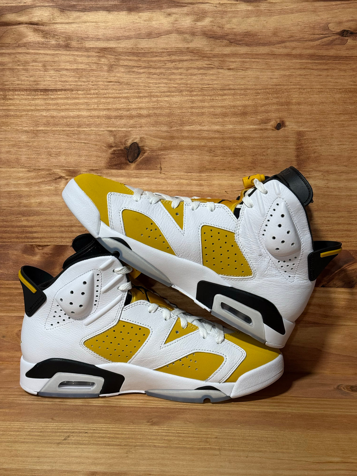 Jordan 6 Retro Yellow Ochre