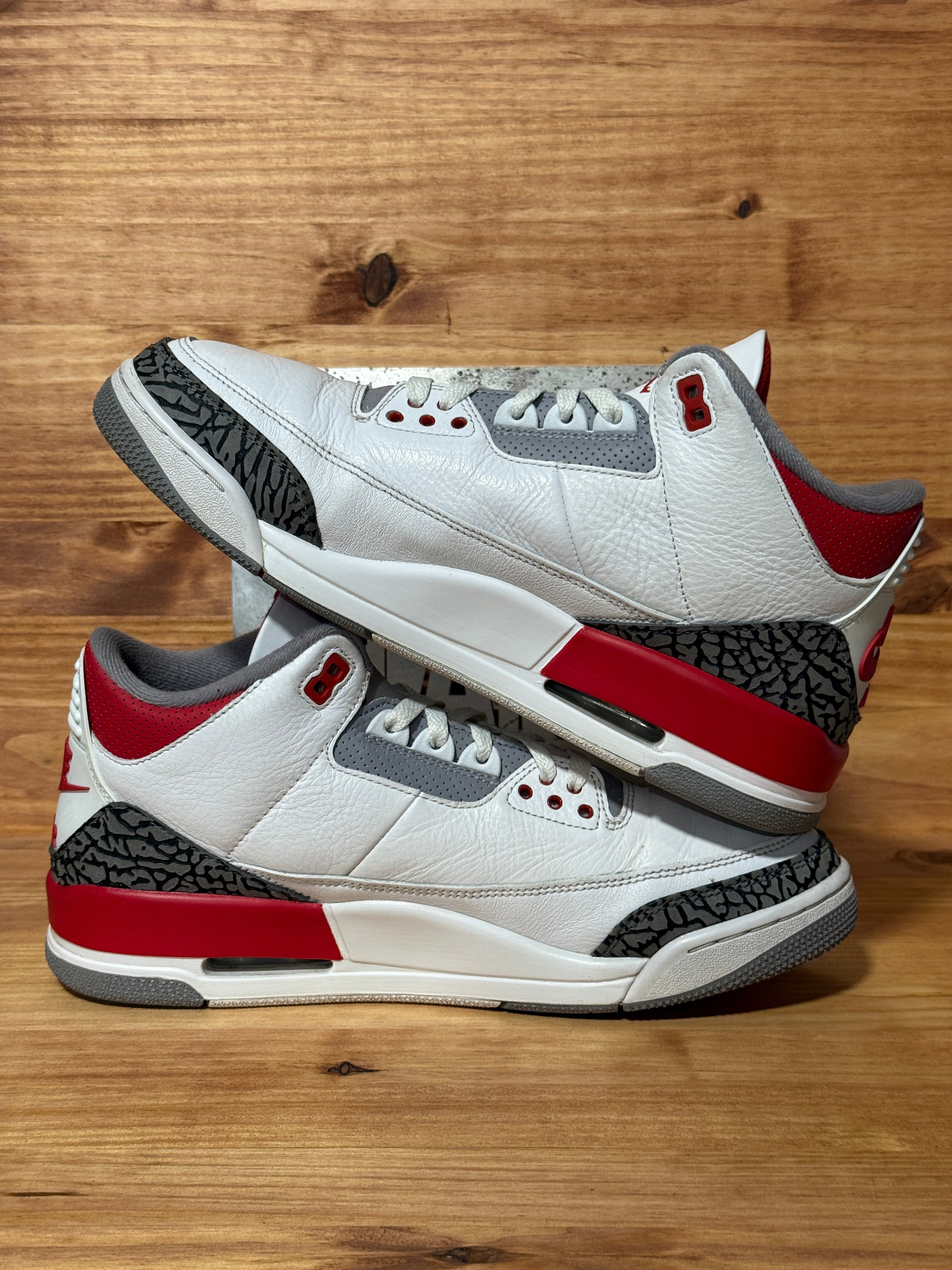 Jordan 3 Retro Fire Red (2022)