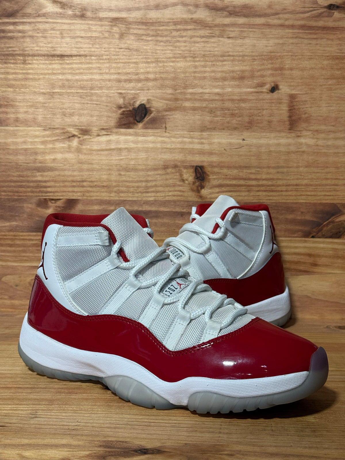 Jordan 11 Retro Cherry (2022)