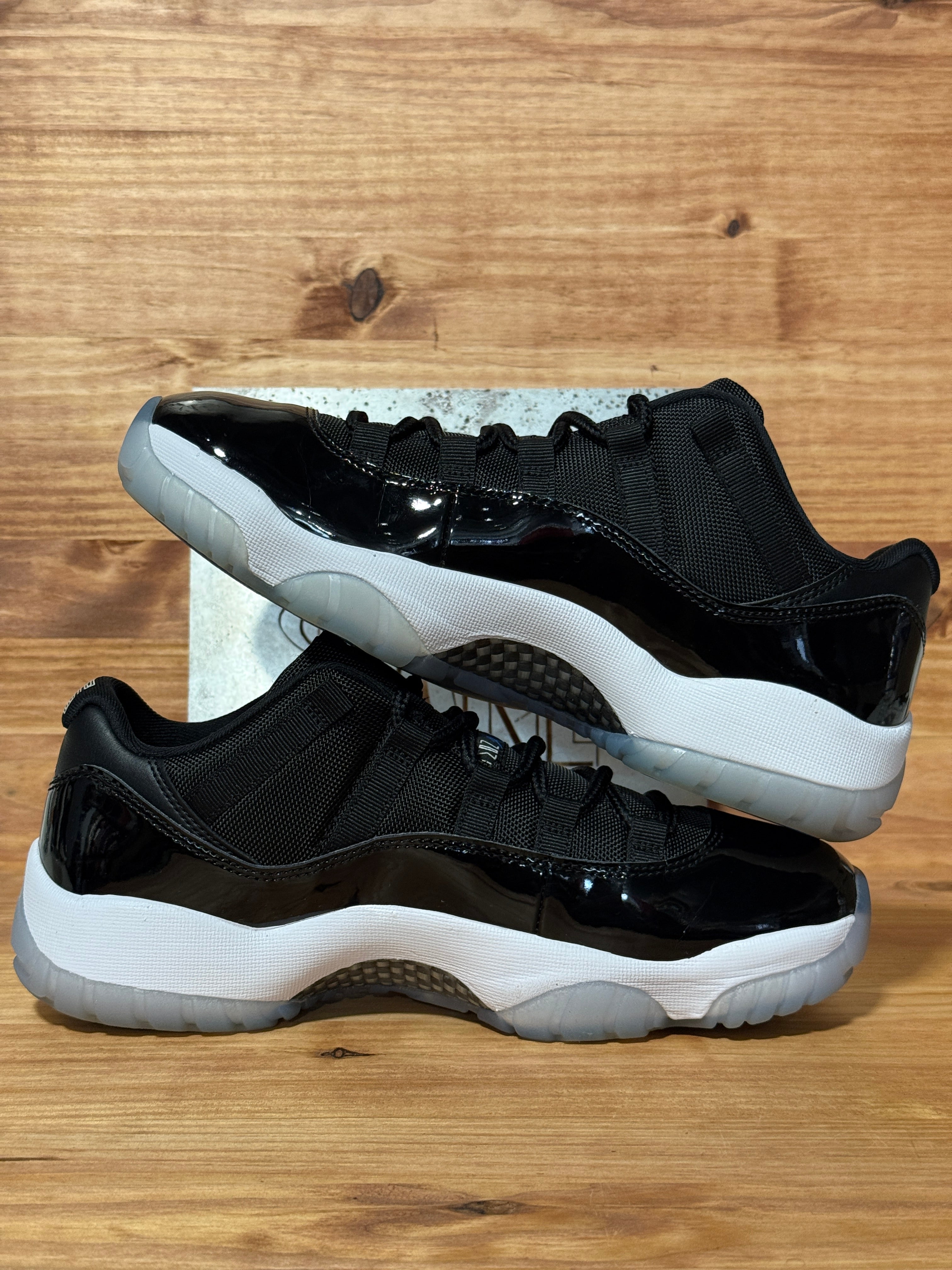 Jordan 11 Retro Low Space Jam