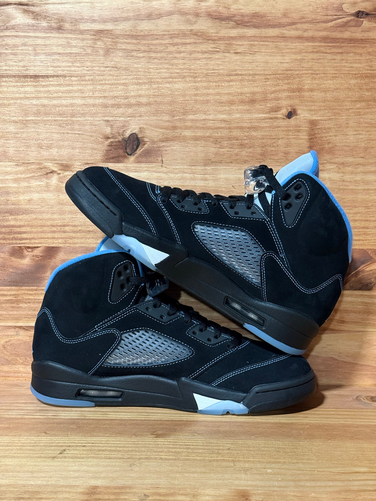 Jordan 5 Retro Black University Blue (2026) - Size 10