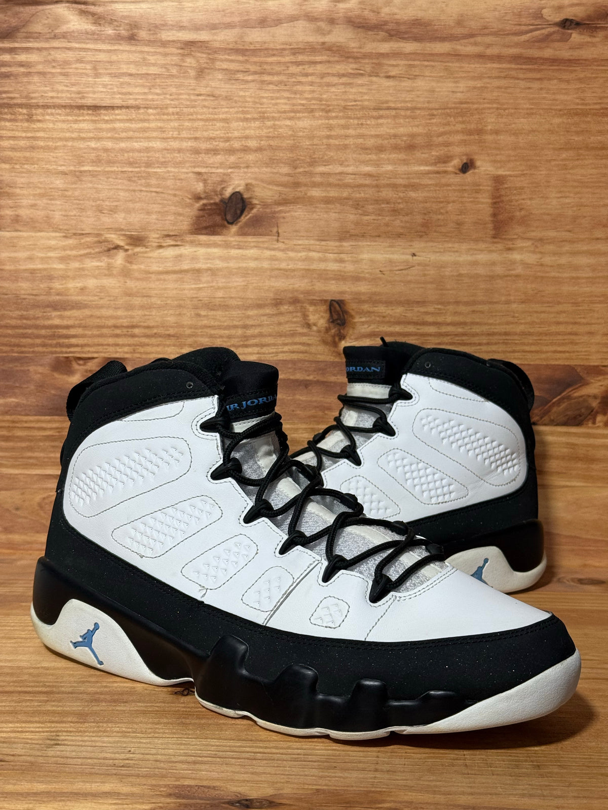 Jordan 9 Retro University Blue