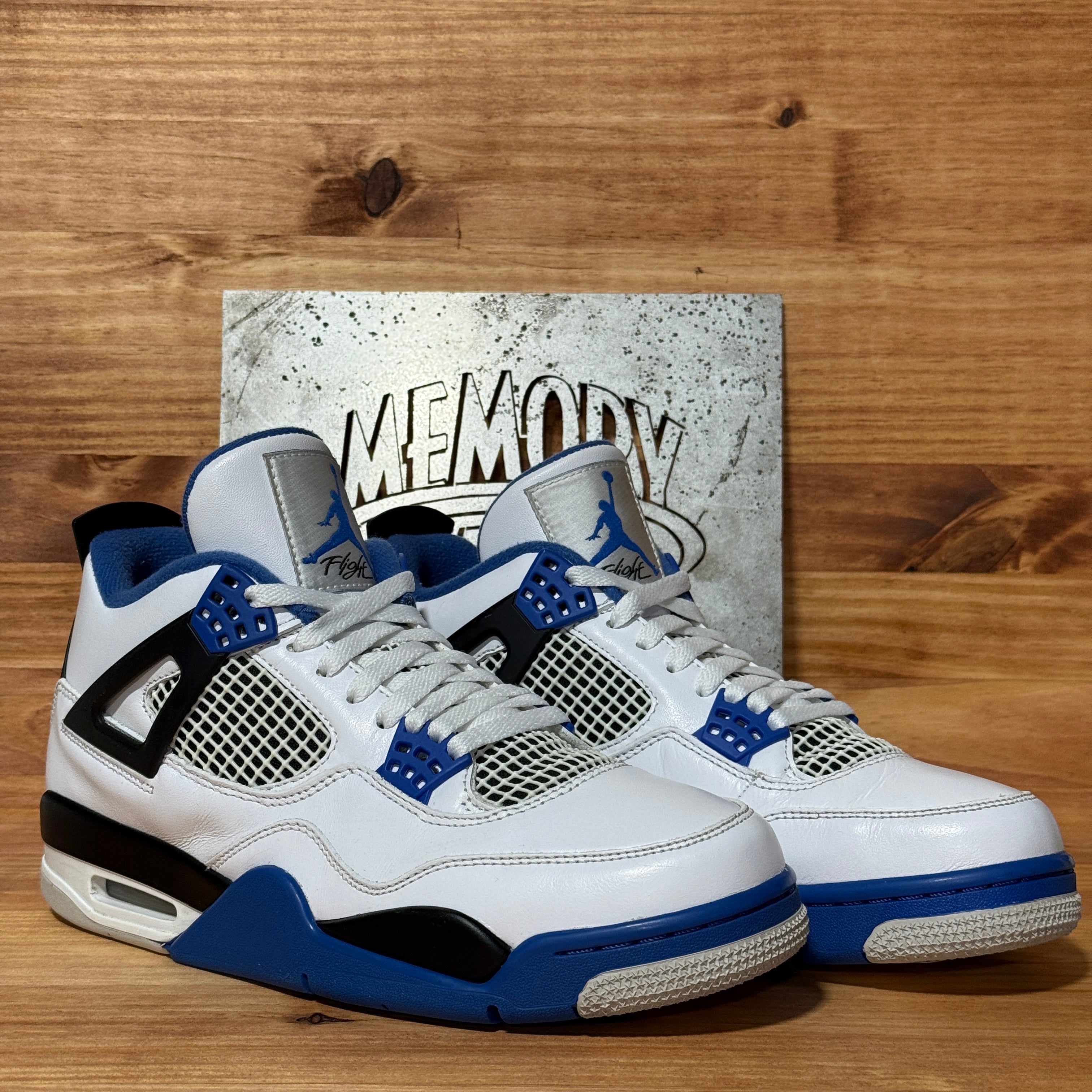 Jordan 4 Retro Motorsports (2017)