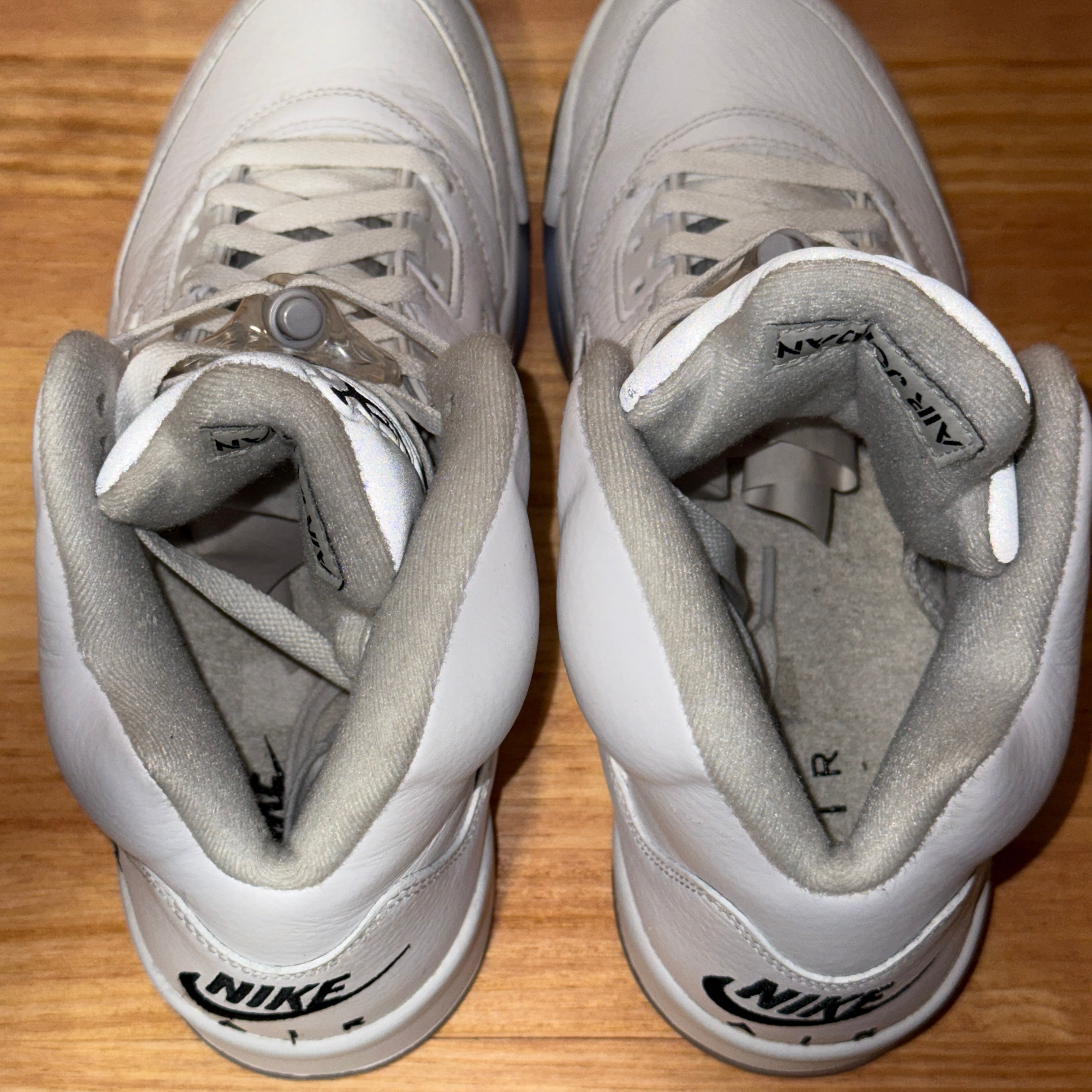 Jordan 5 Retro White Metallic (2026)