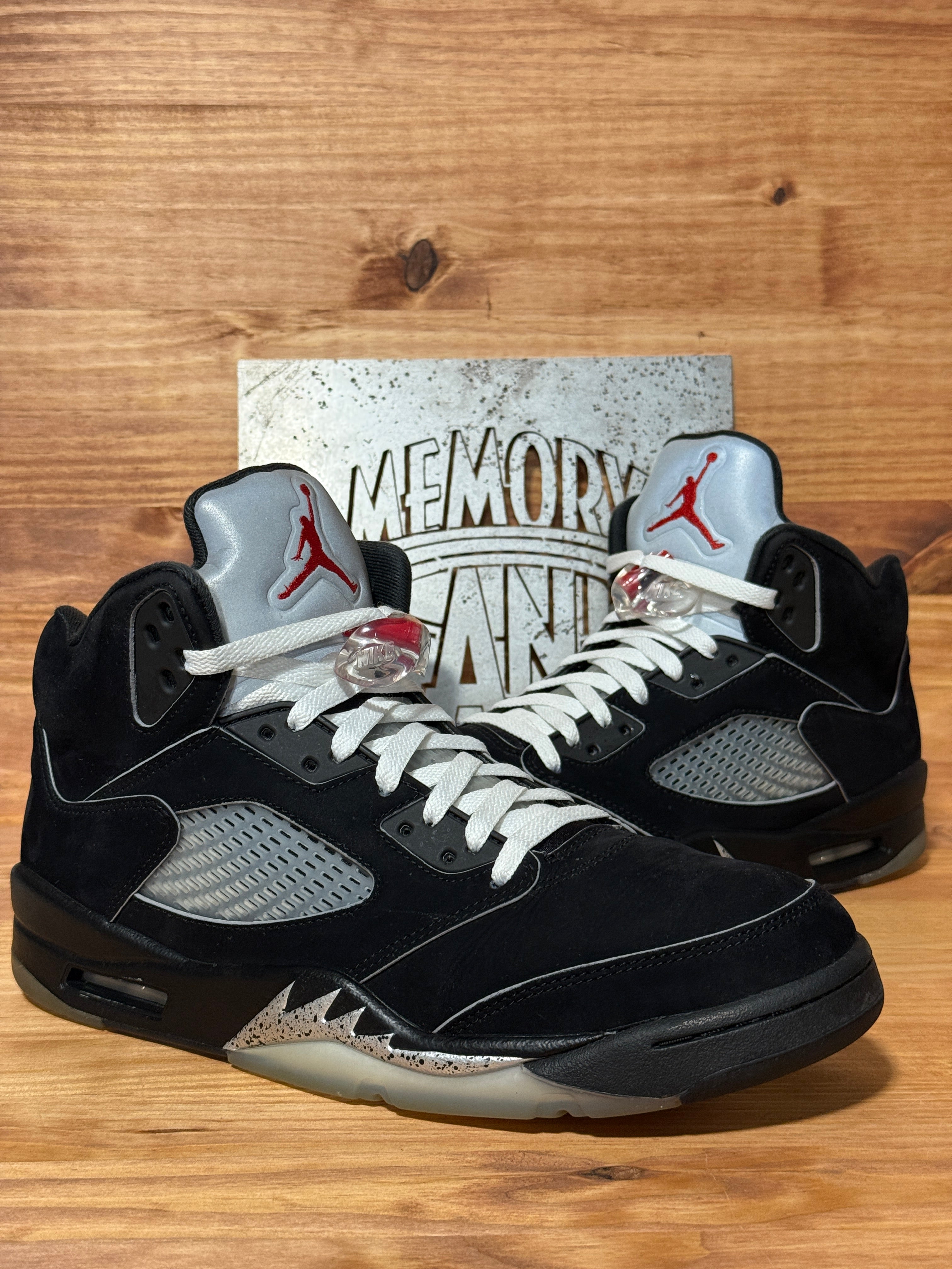 Jordan 5 Retro OG Black Metallic Reimagined