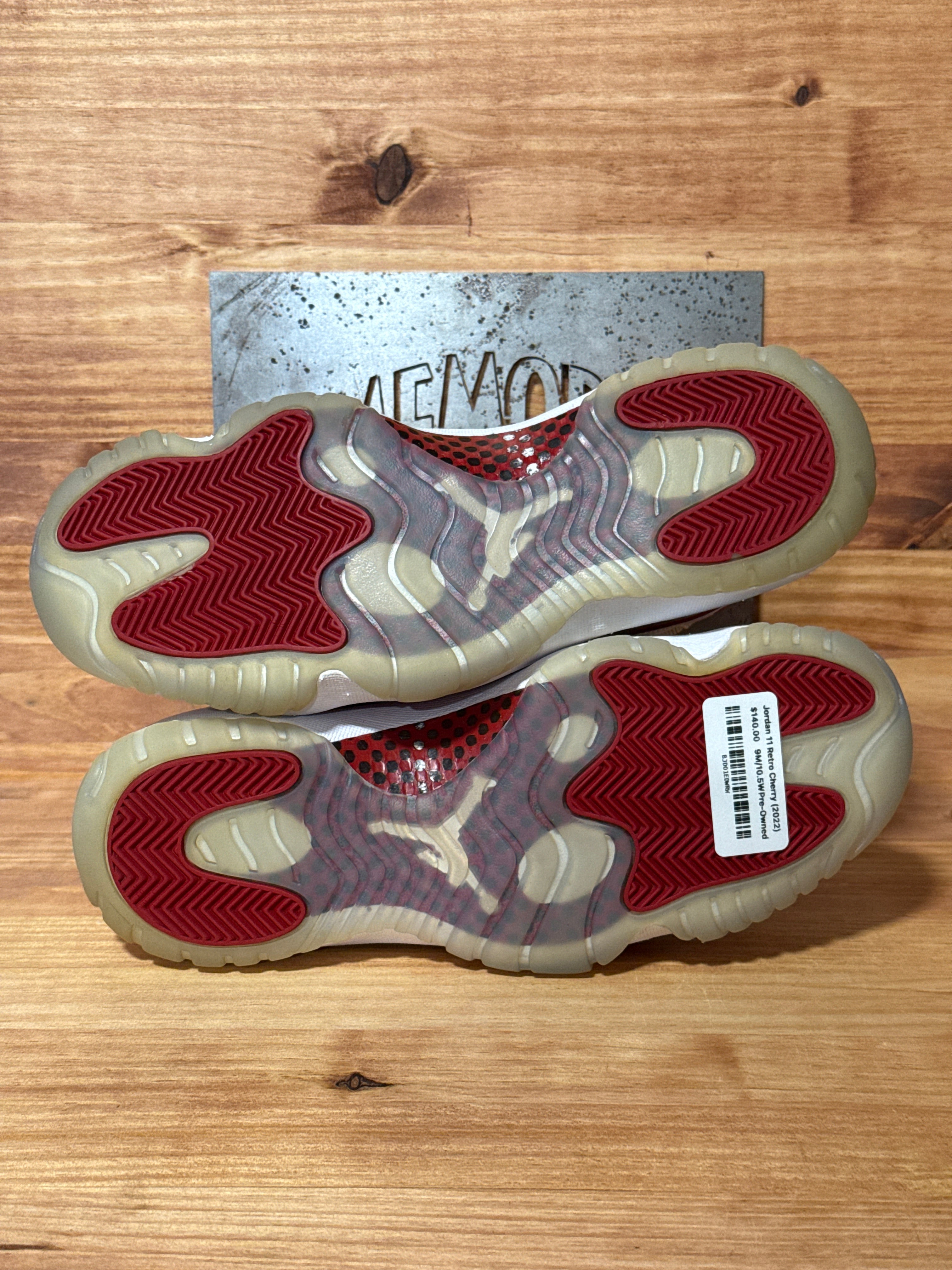Jordan 11 Retro Cherry (2022)