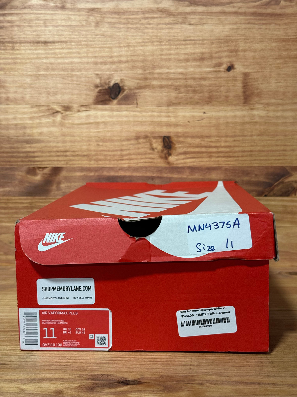 Nike Air More Uptempo White Varsity Red Outline