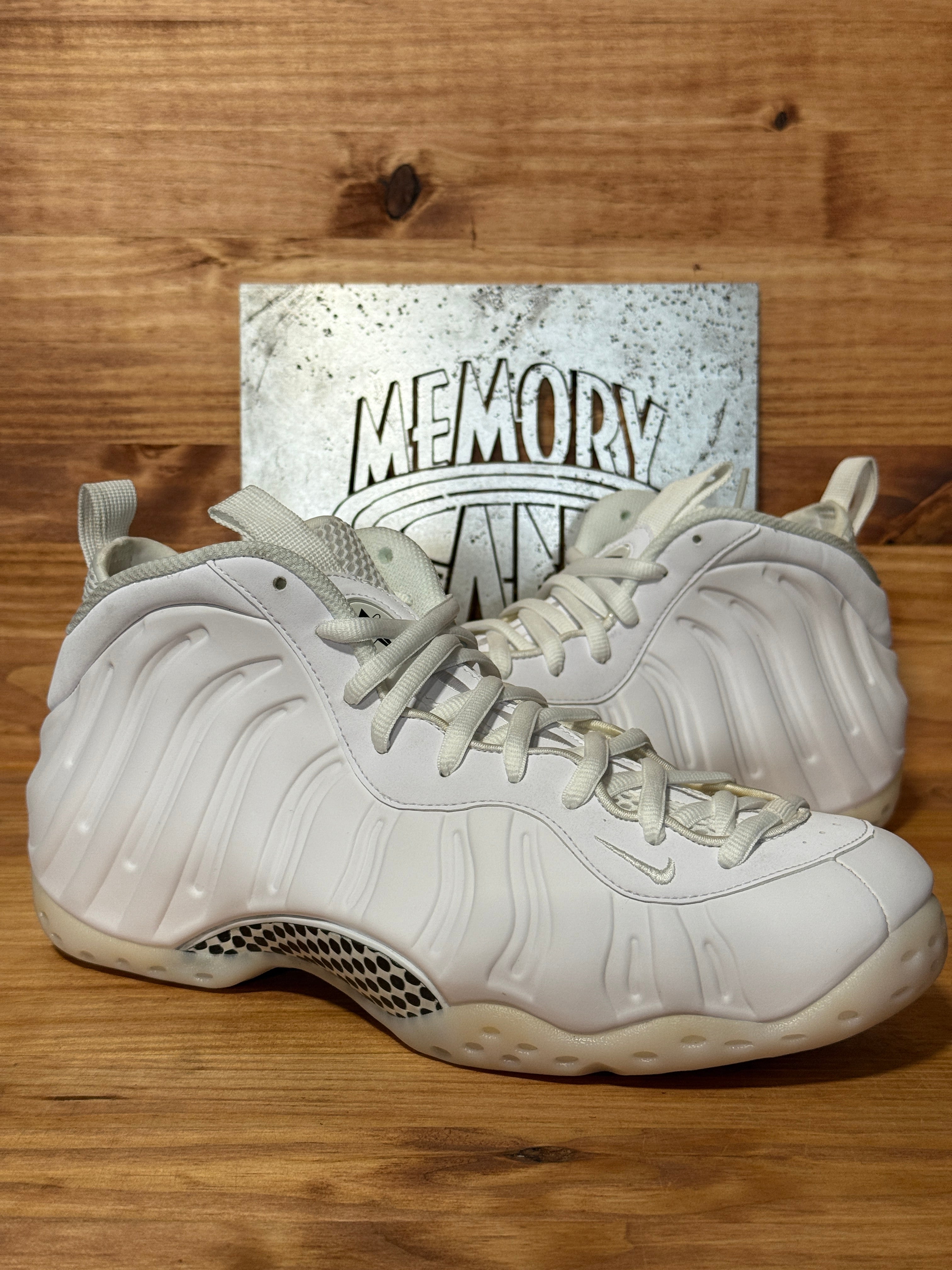 Nike Air Foamposite One Triple White