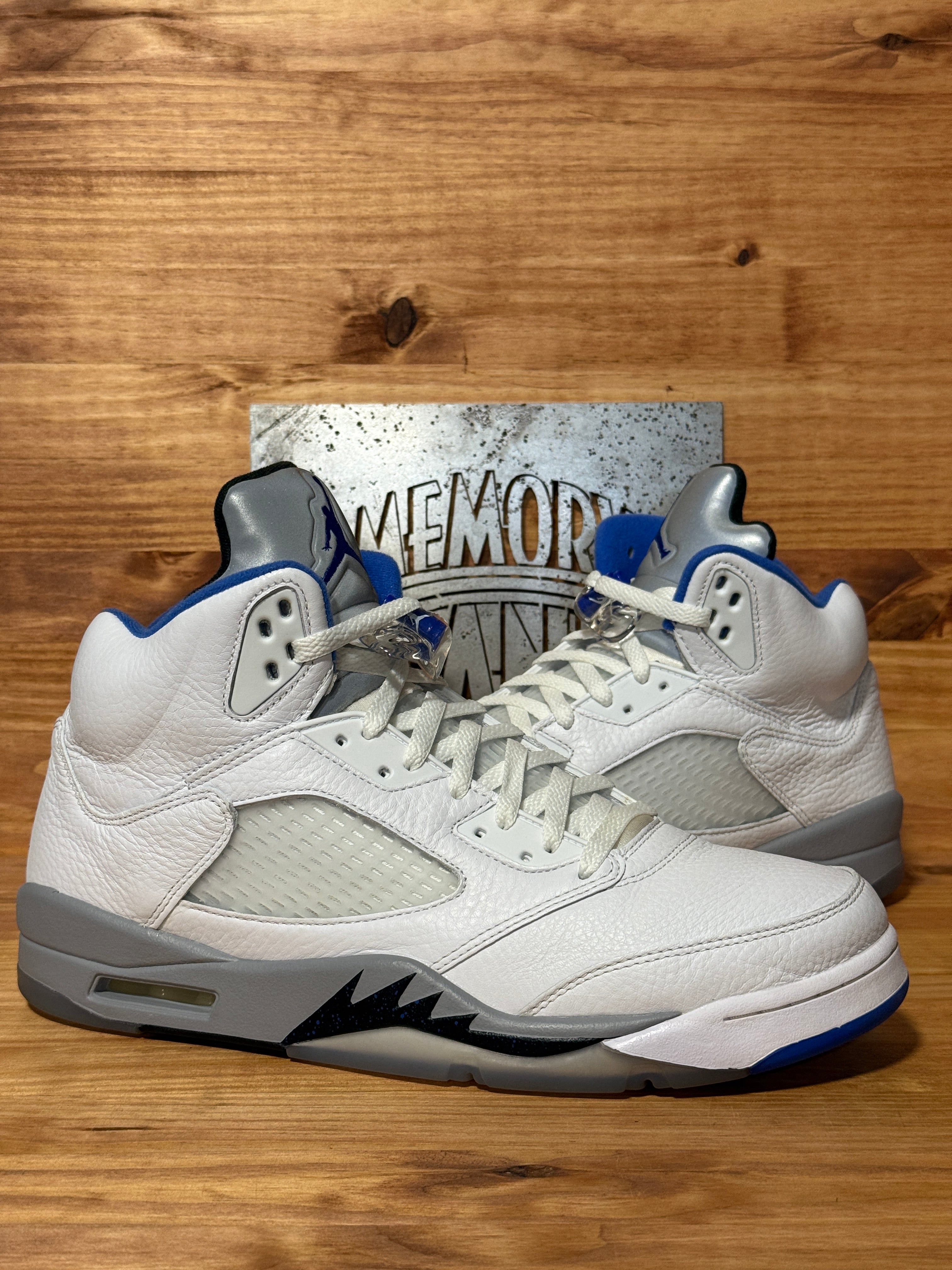 Jordan 5 Retro White Stealth (2021)