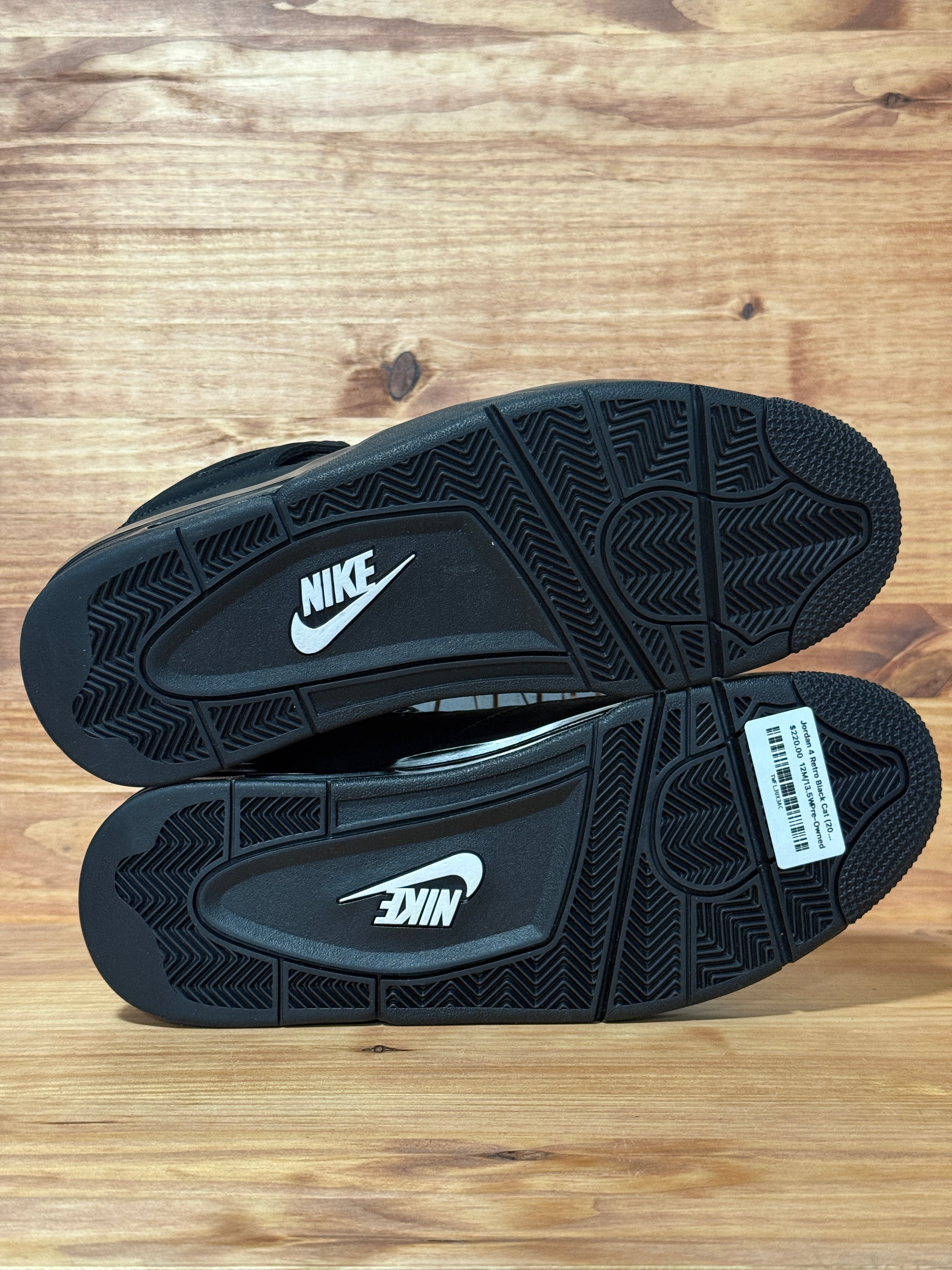 Jordan 4 Retro Black Cat (2025)
