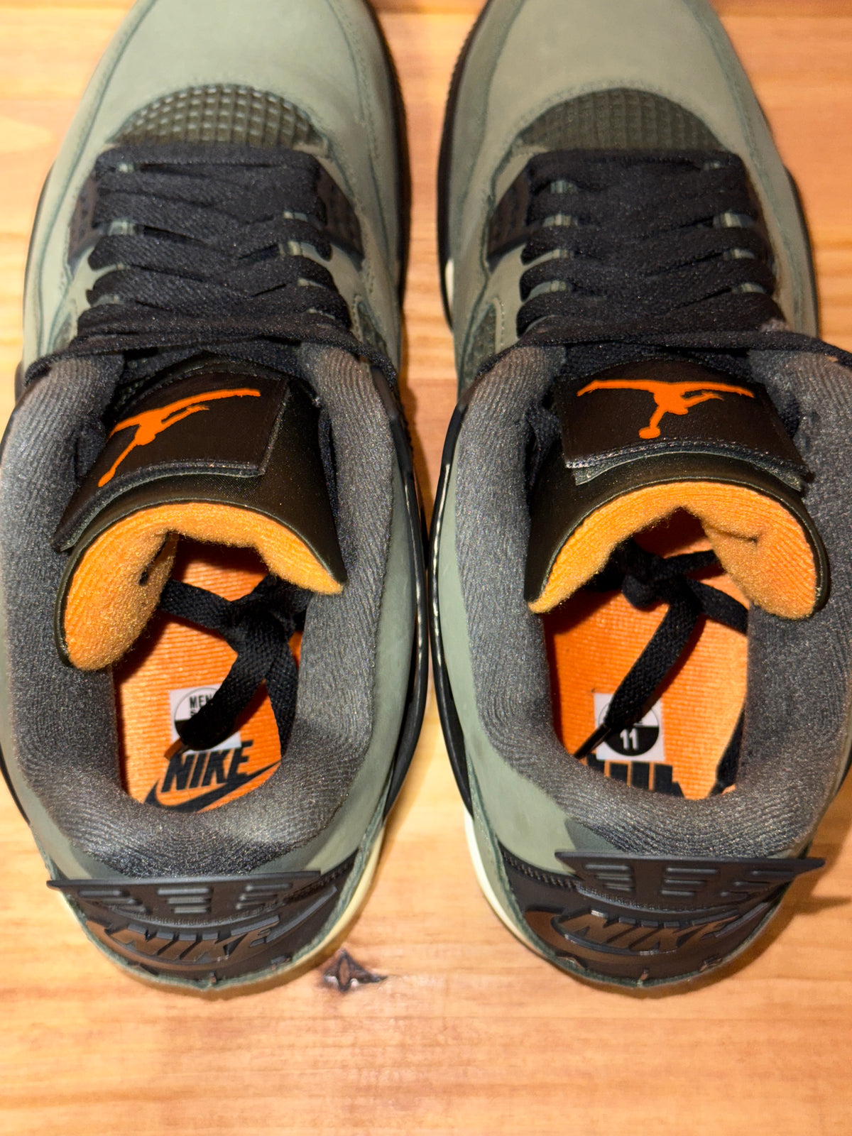 Jordan 4 Retro OG SP Undefeated (2025)