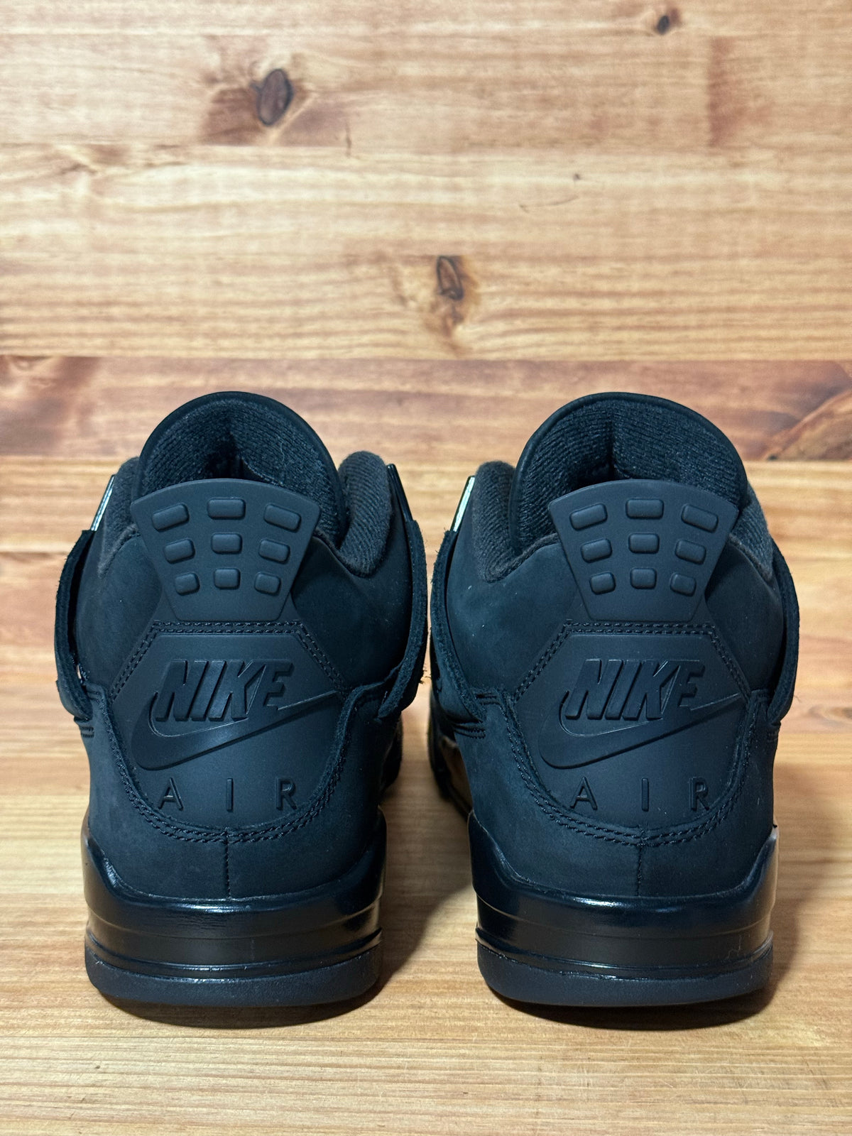 Jordan 4 Retro Black Cat (2025)
