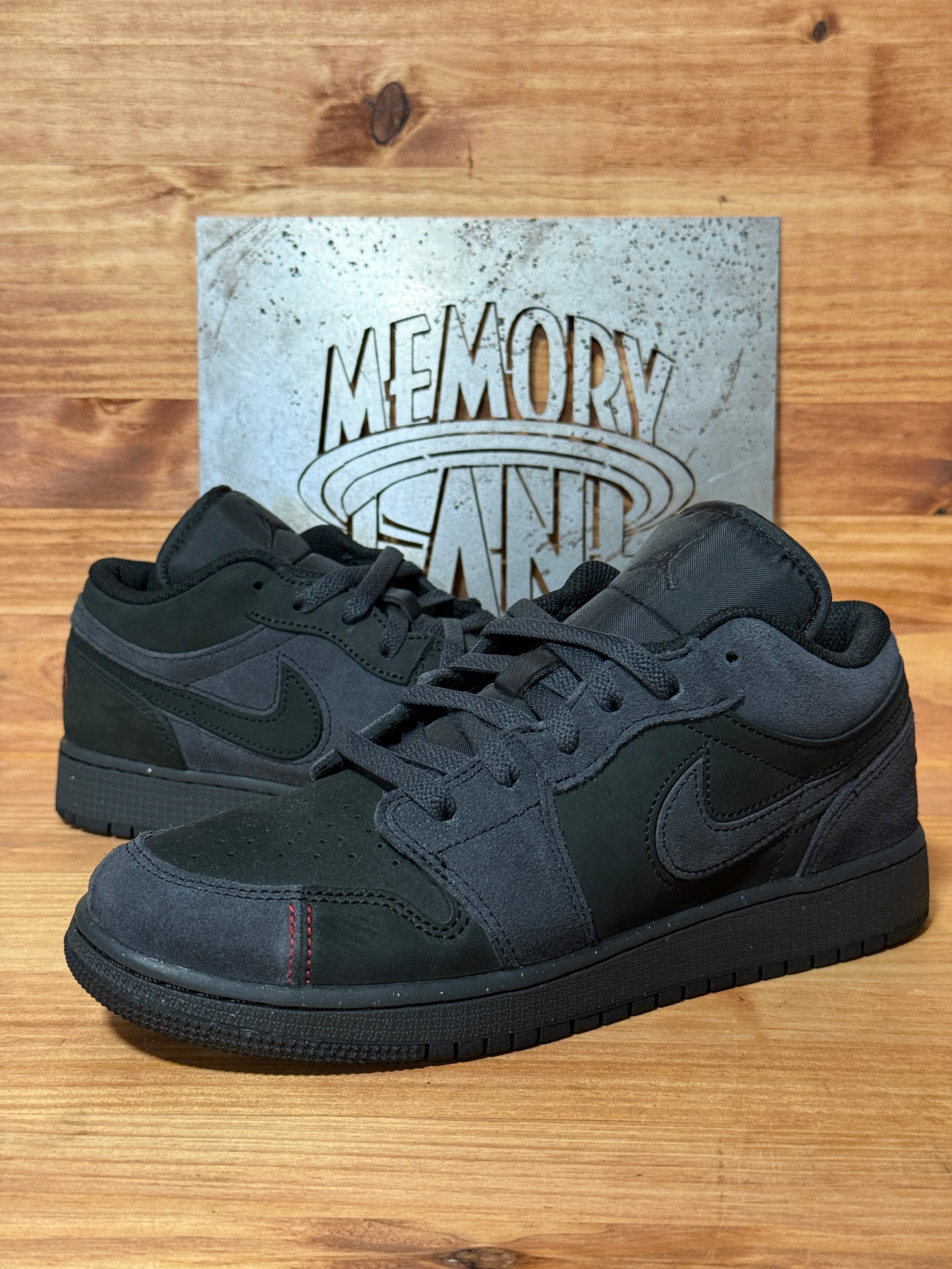 Jordan 1 Low SE Craft Dark Smoke Red (GS)