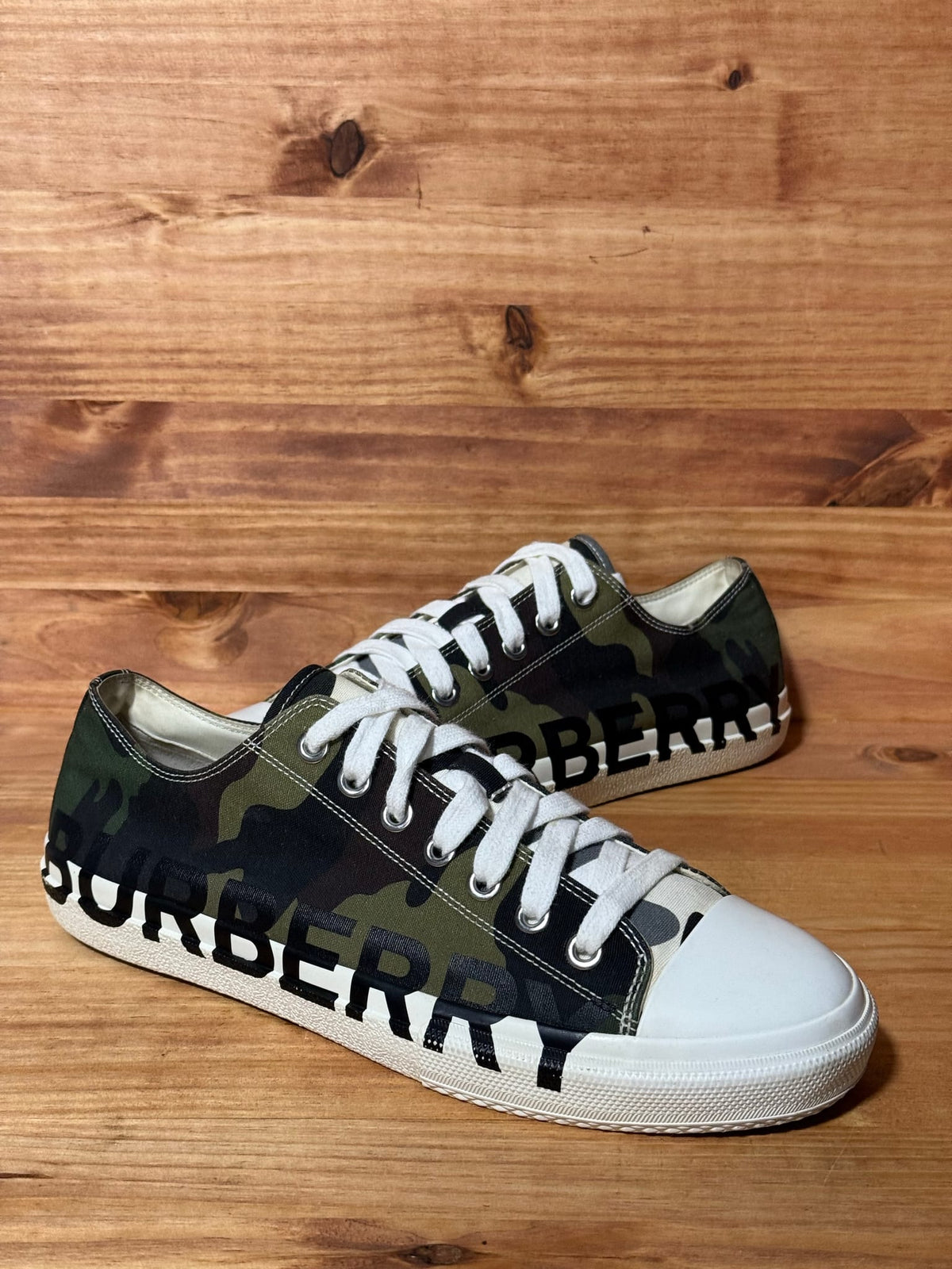 Burberry Logo-print Lace-up Sneaker Green Camo - Size 12