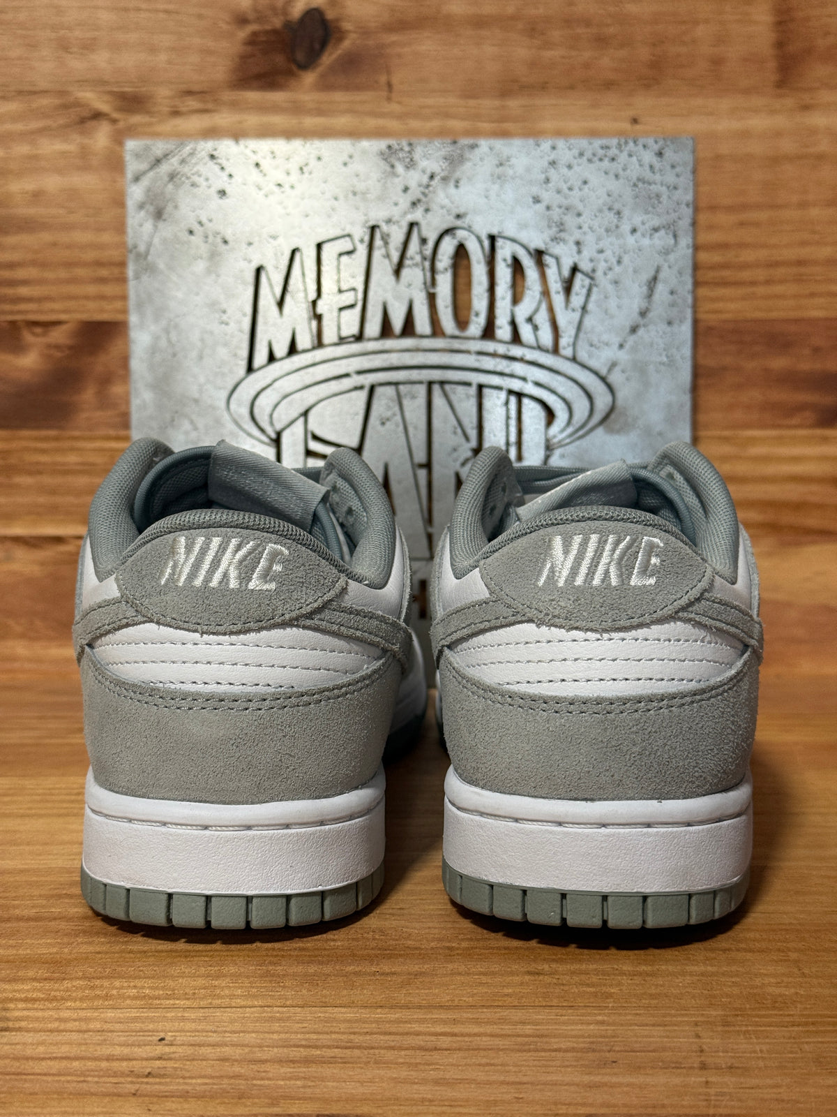 Nike Dunk Low SE White Light Pumice