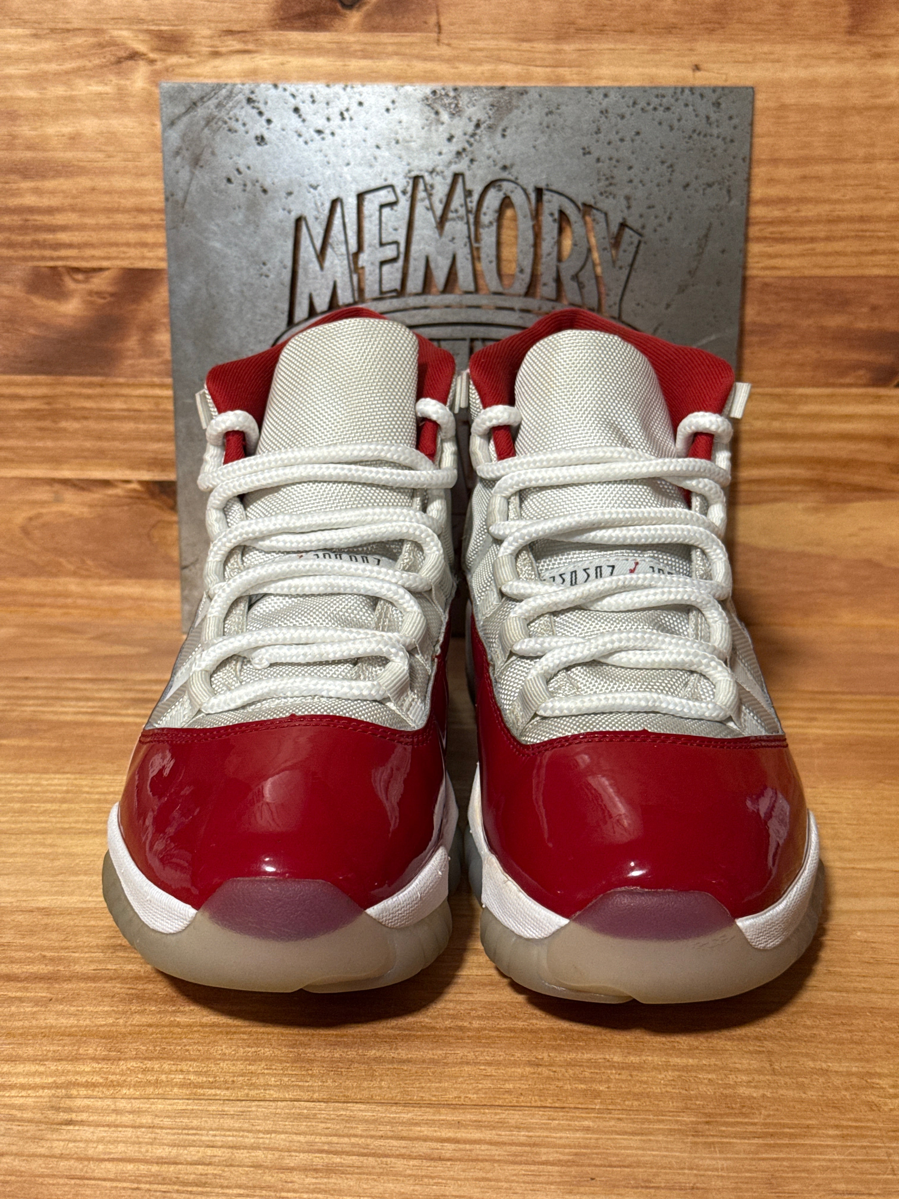 Jordan 11 Retro Cherry (2022)