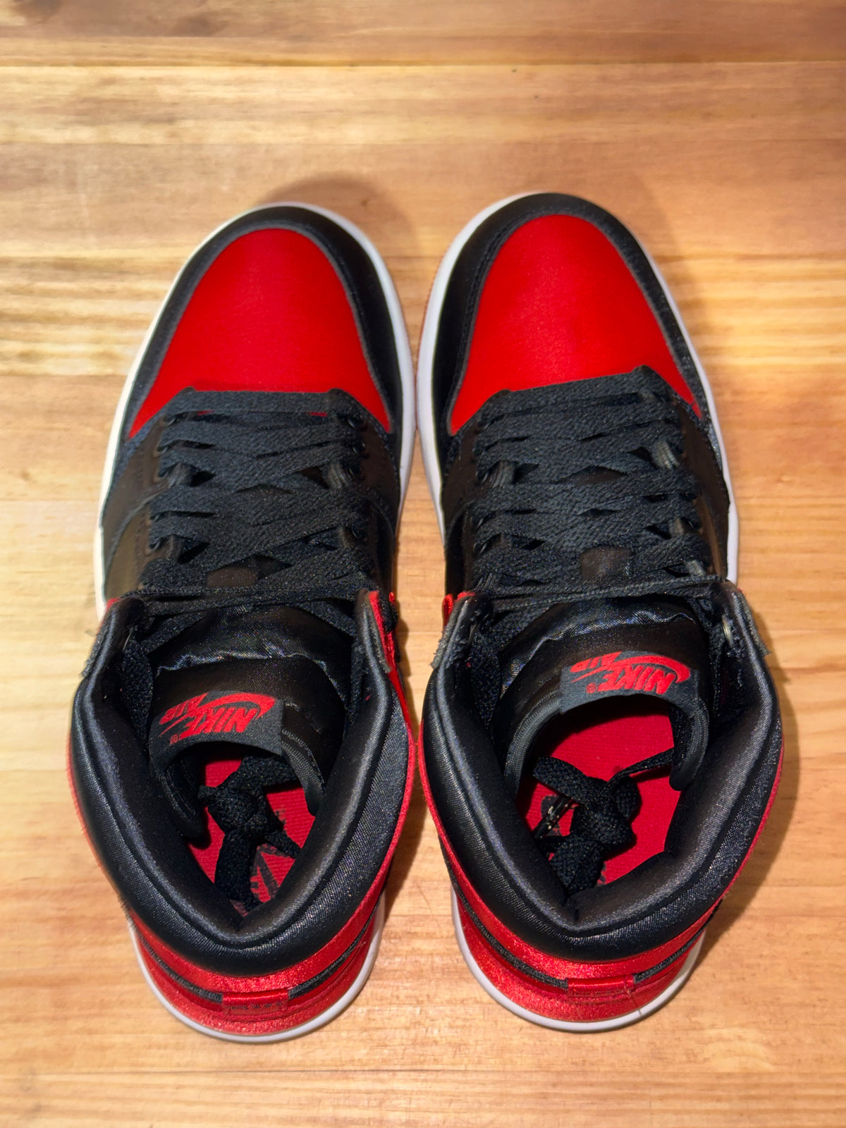 Jordan 1 Retro High OG Satin Bred (Women's)